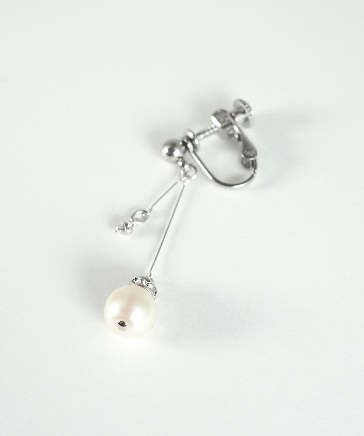 スイングパールステンレスイヤリング