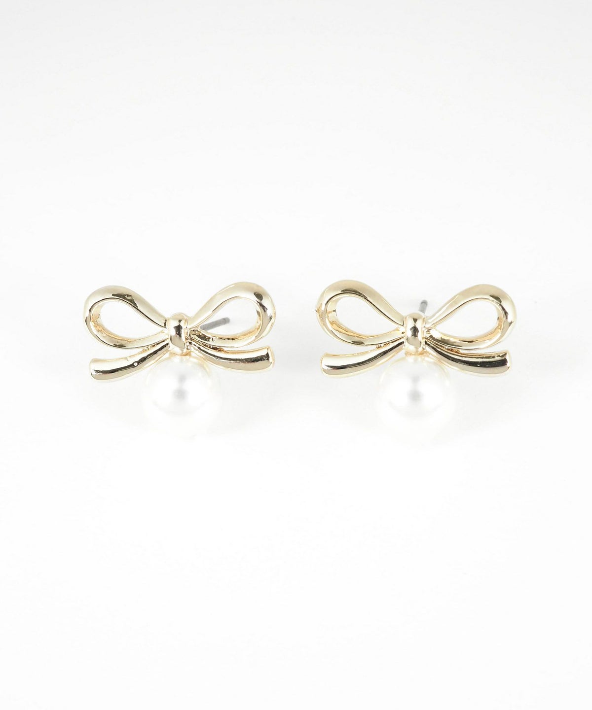 リボンパールチタンポストピアス