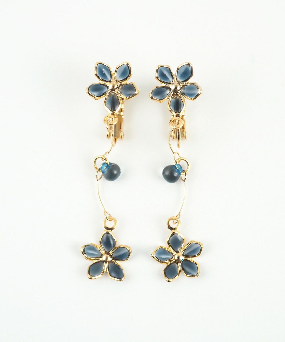 プチフラワーIMFスプリングイヤリング