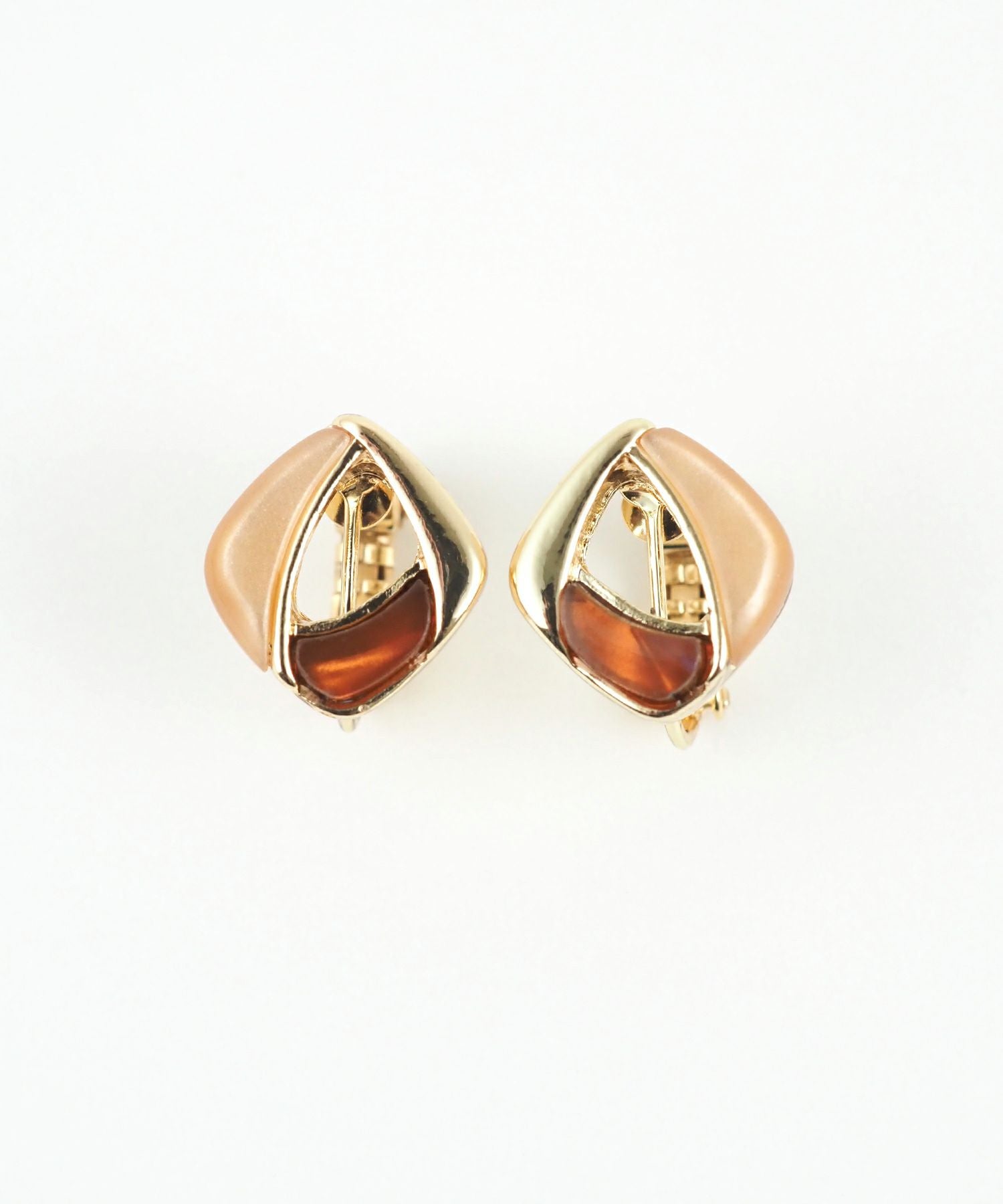 ニュアンスカラースクエアIMFスプリングイヤリング