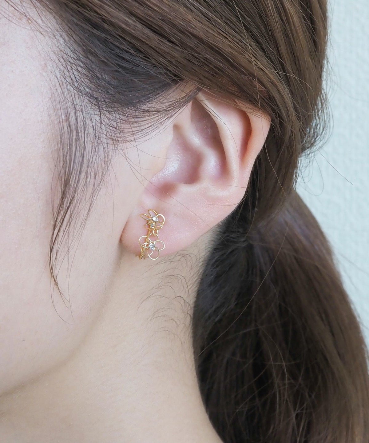 2連ワイヤーフラワーIMFスプリングイヤリング