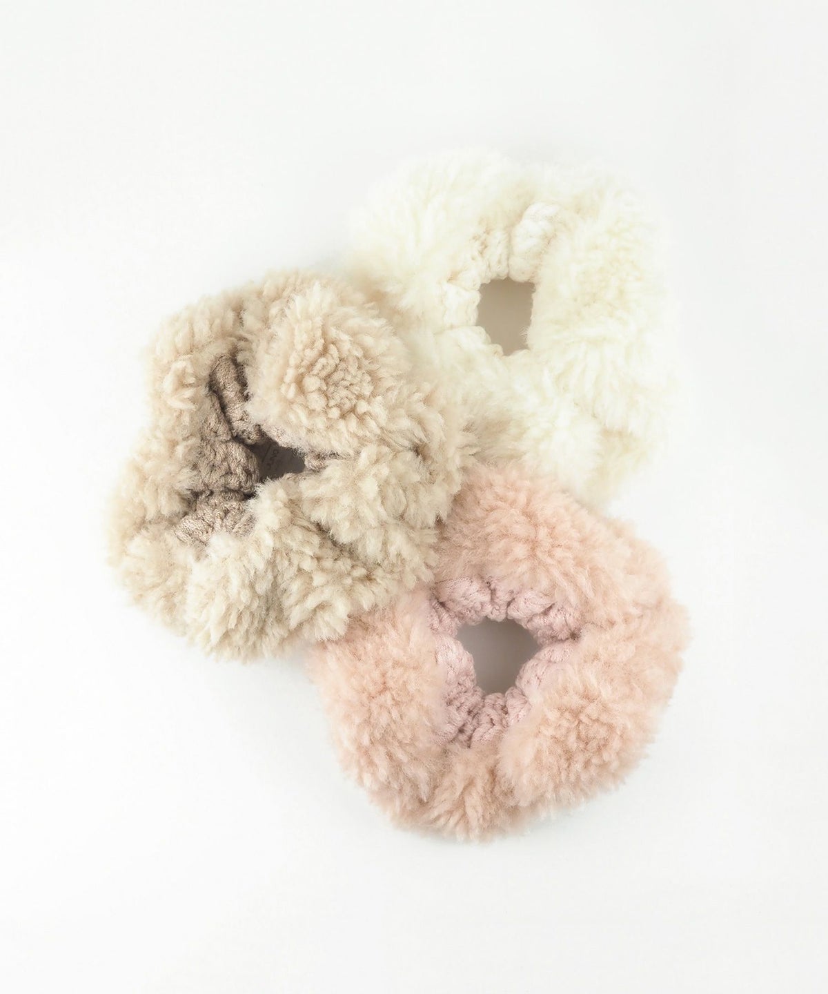 ニットボアビッグシュシュ