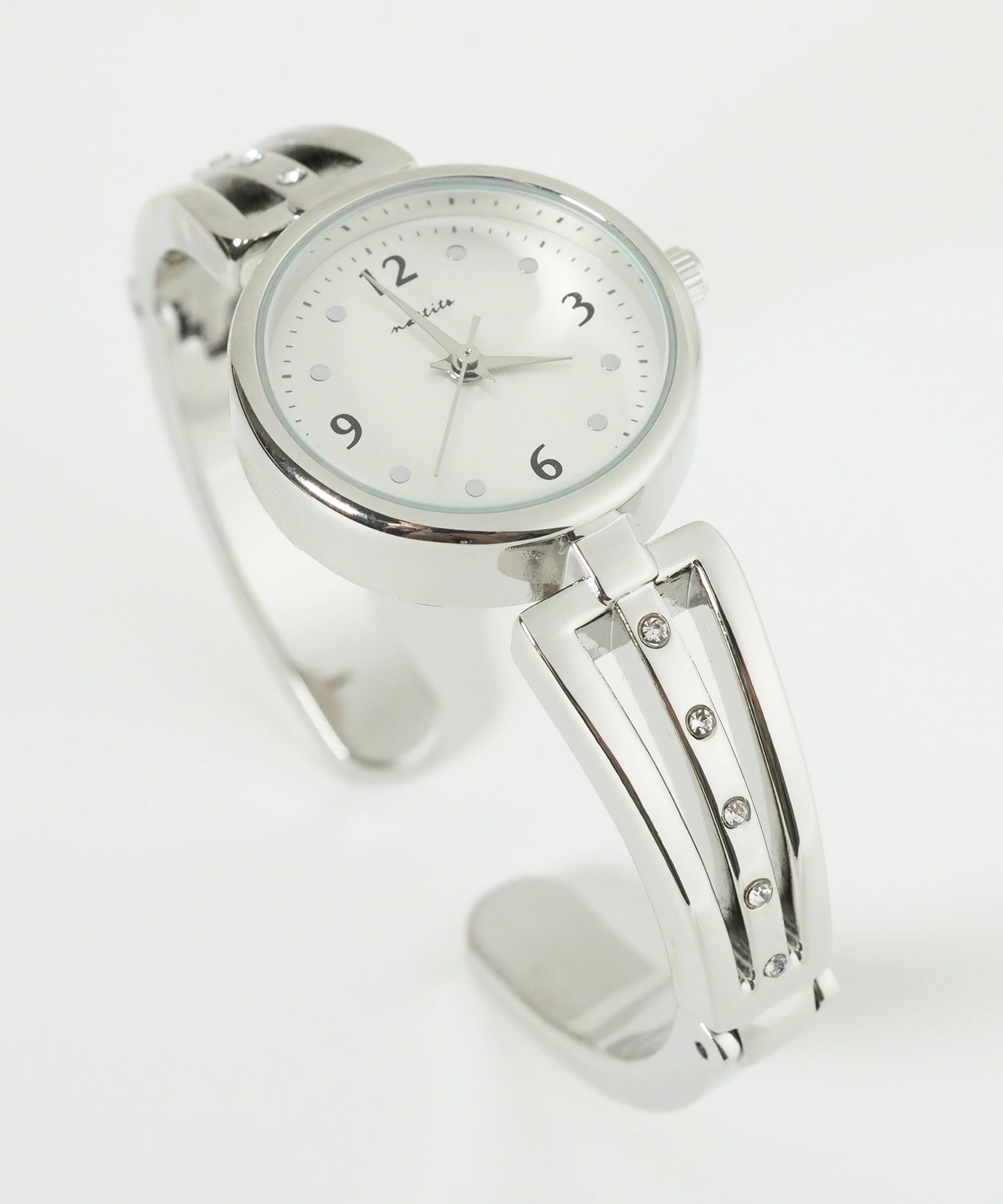 アデル バングルウォッチ