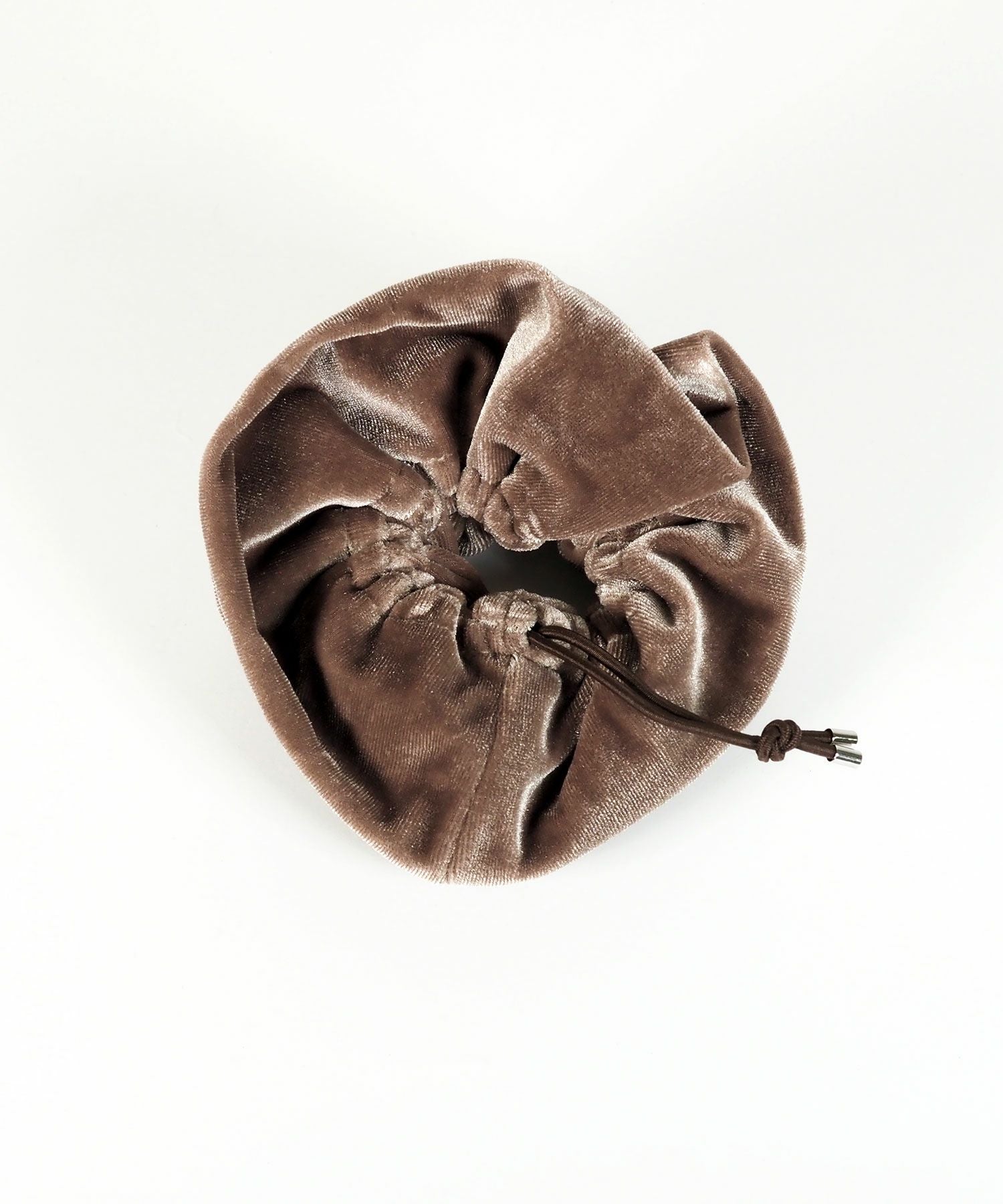 ベロアシュシュット