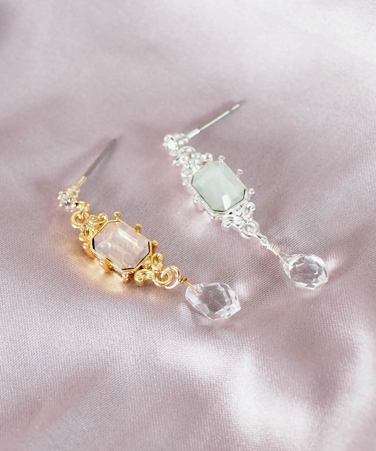 オーロラストーンピアス【Stella Aura】