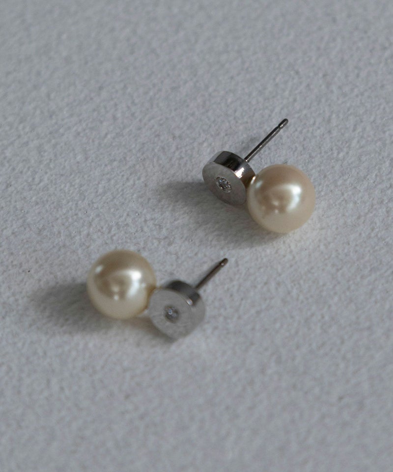 シェルパールジルコニアメタルピアス