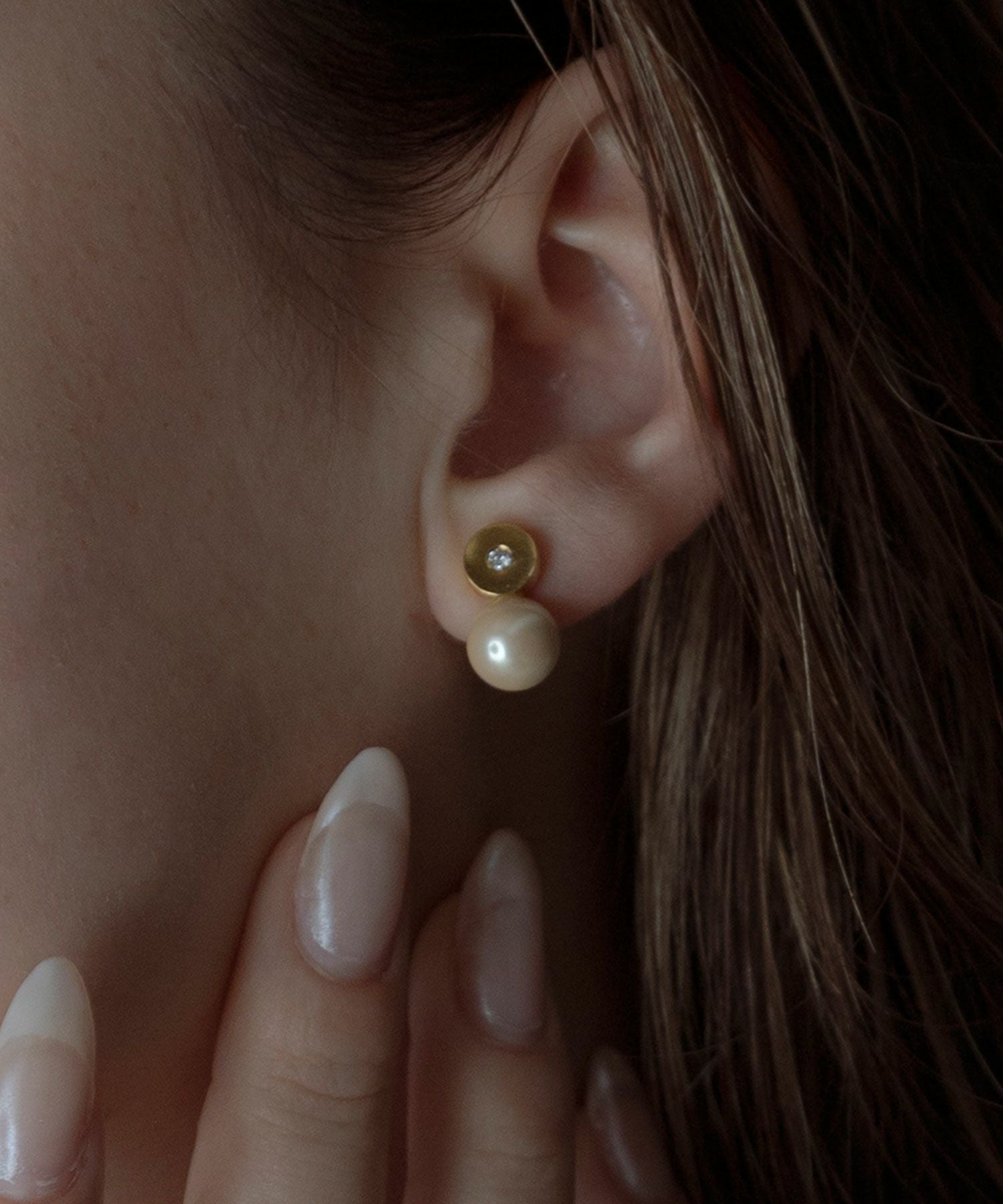 シェルパールジルコニアメタルピアス