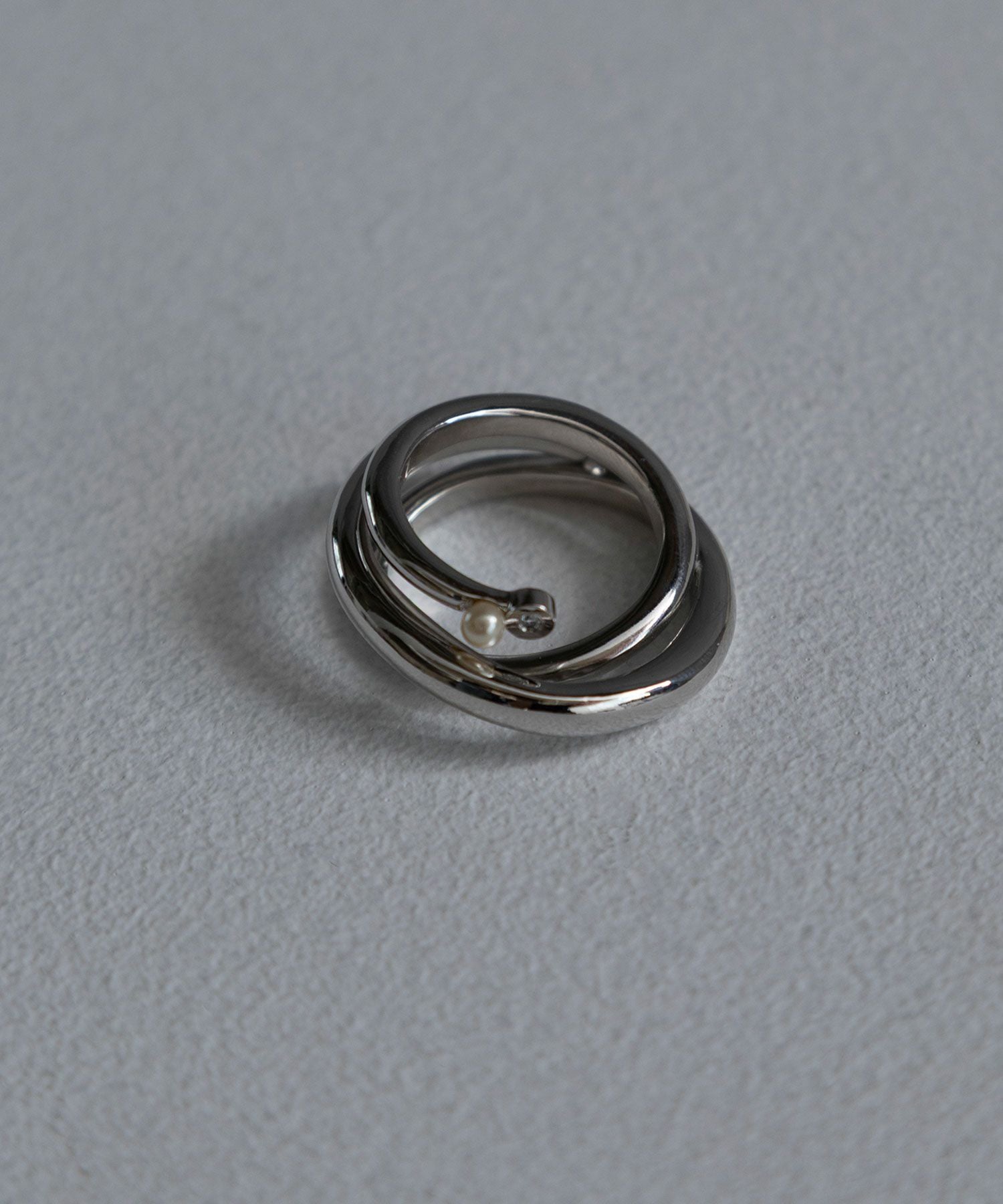 シェルパールジルコニアメタルボリュームリング