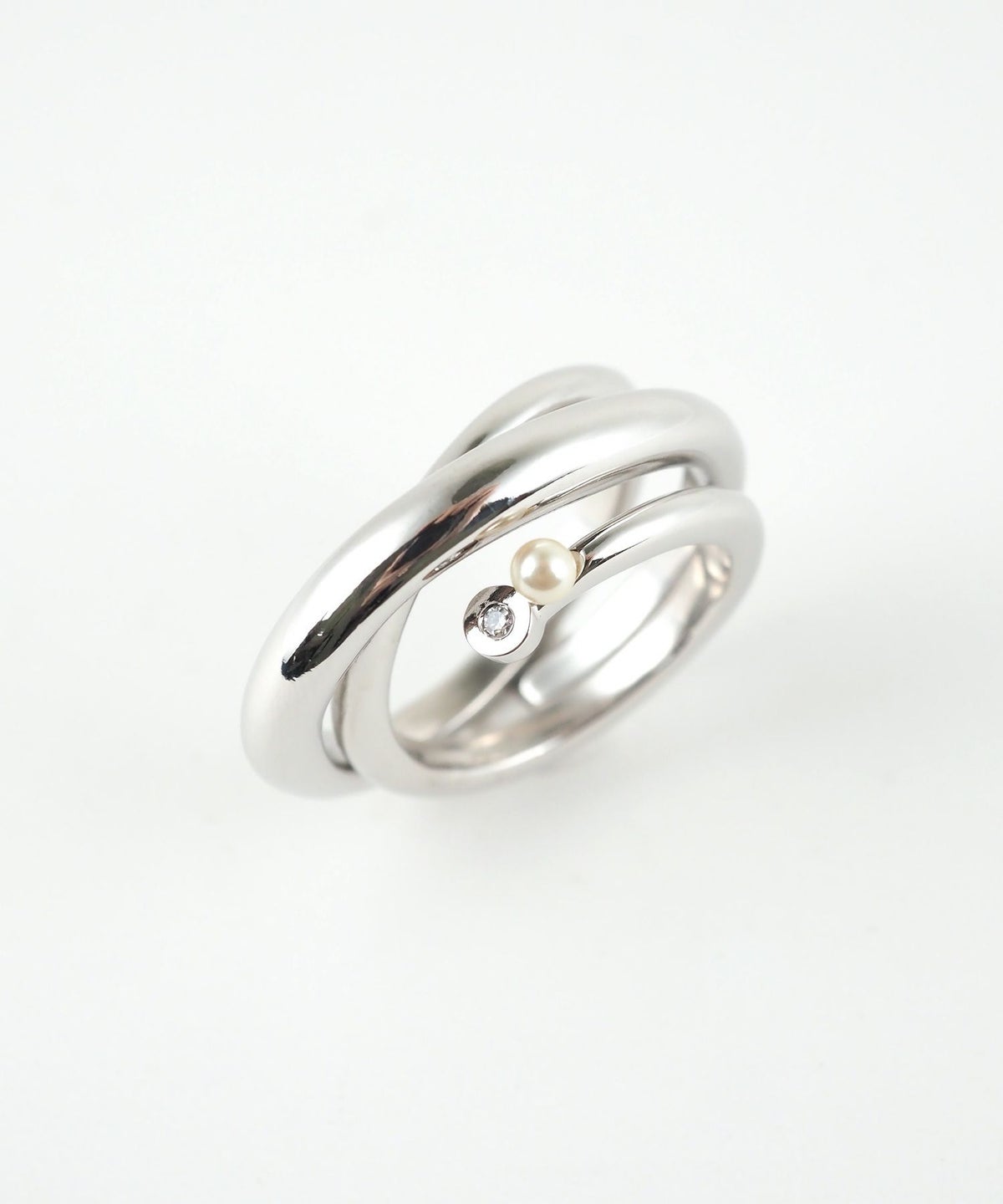 シェルパールジルコニアメタルボリュームリング