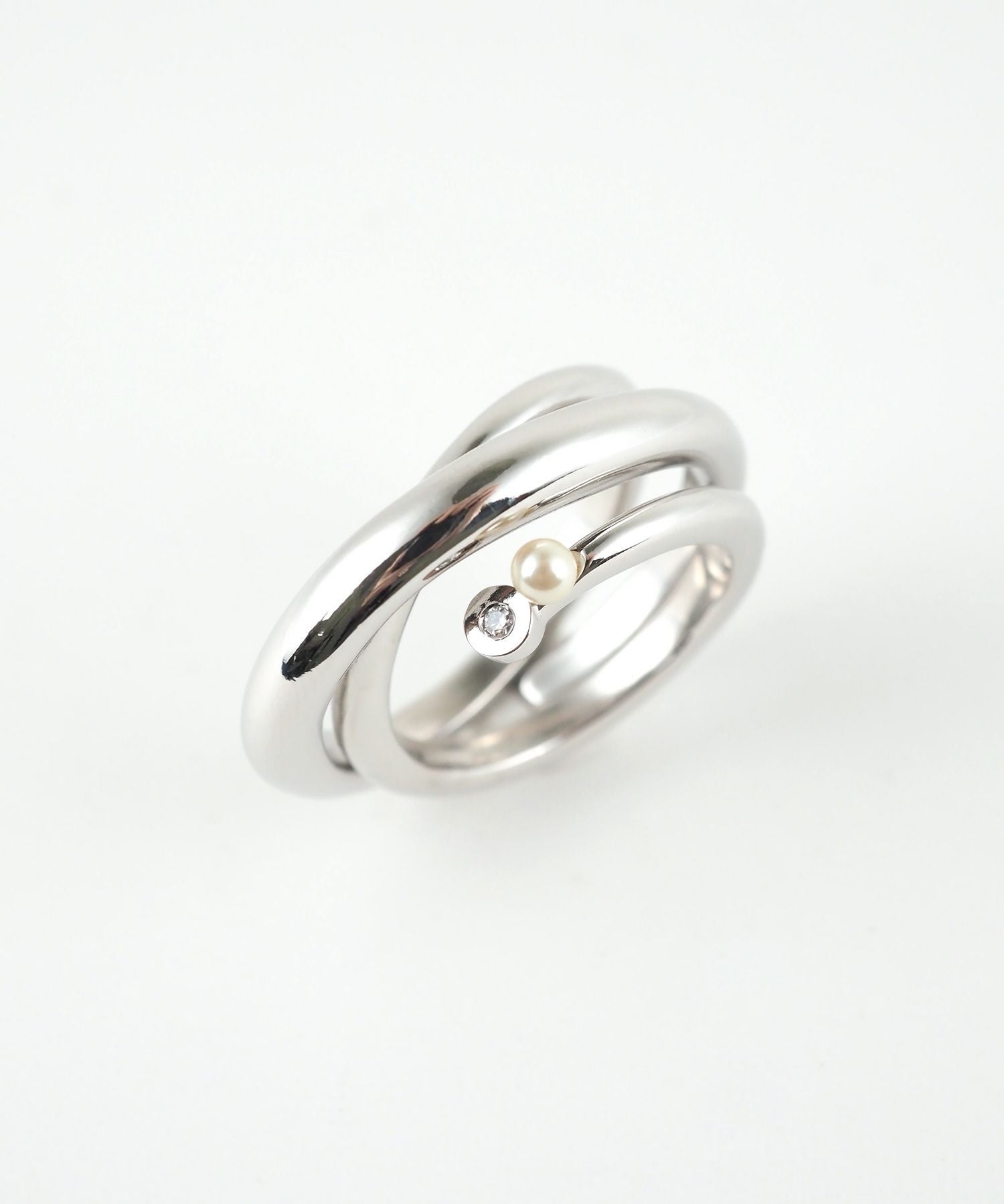 シェルパールジルコニアメタルボリュームリング