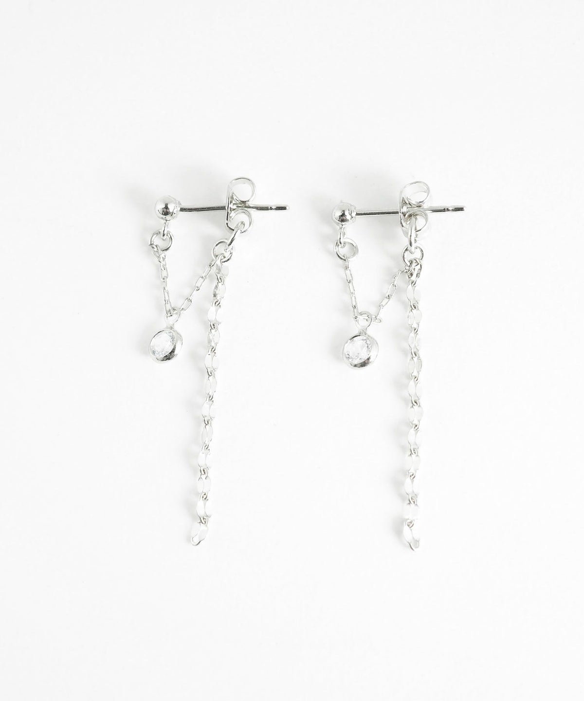 ビジュー＆ペタルチェーンバックキャッチピアス