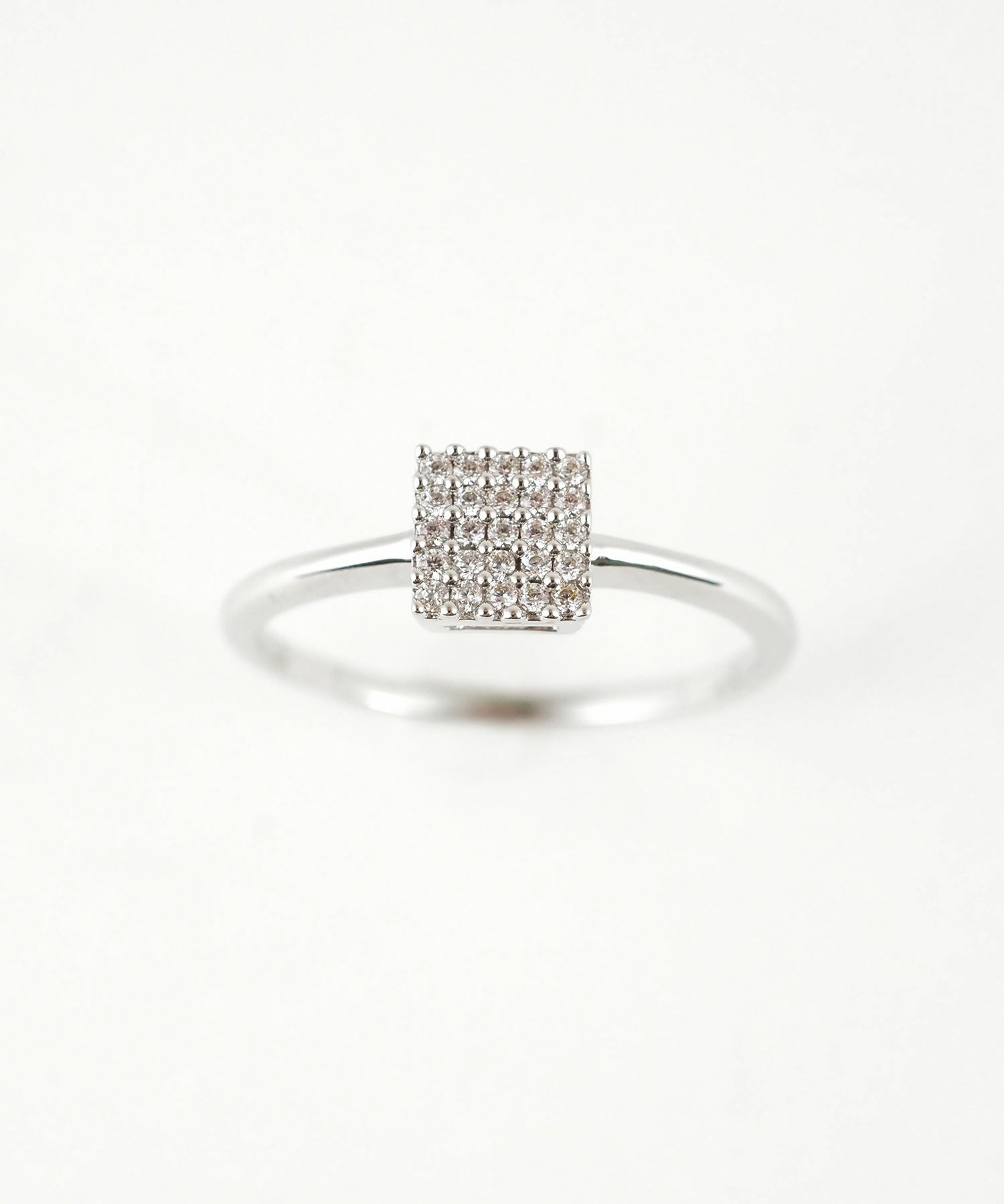 スクエアキュービックジルコニアリング