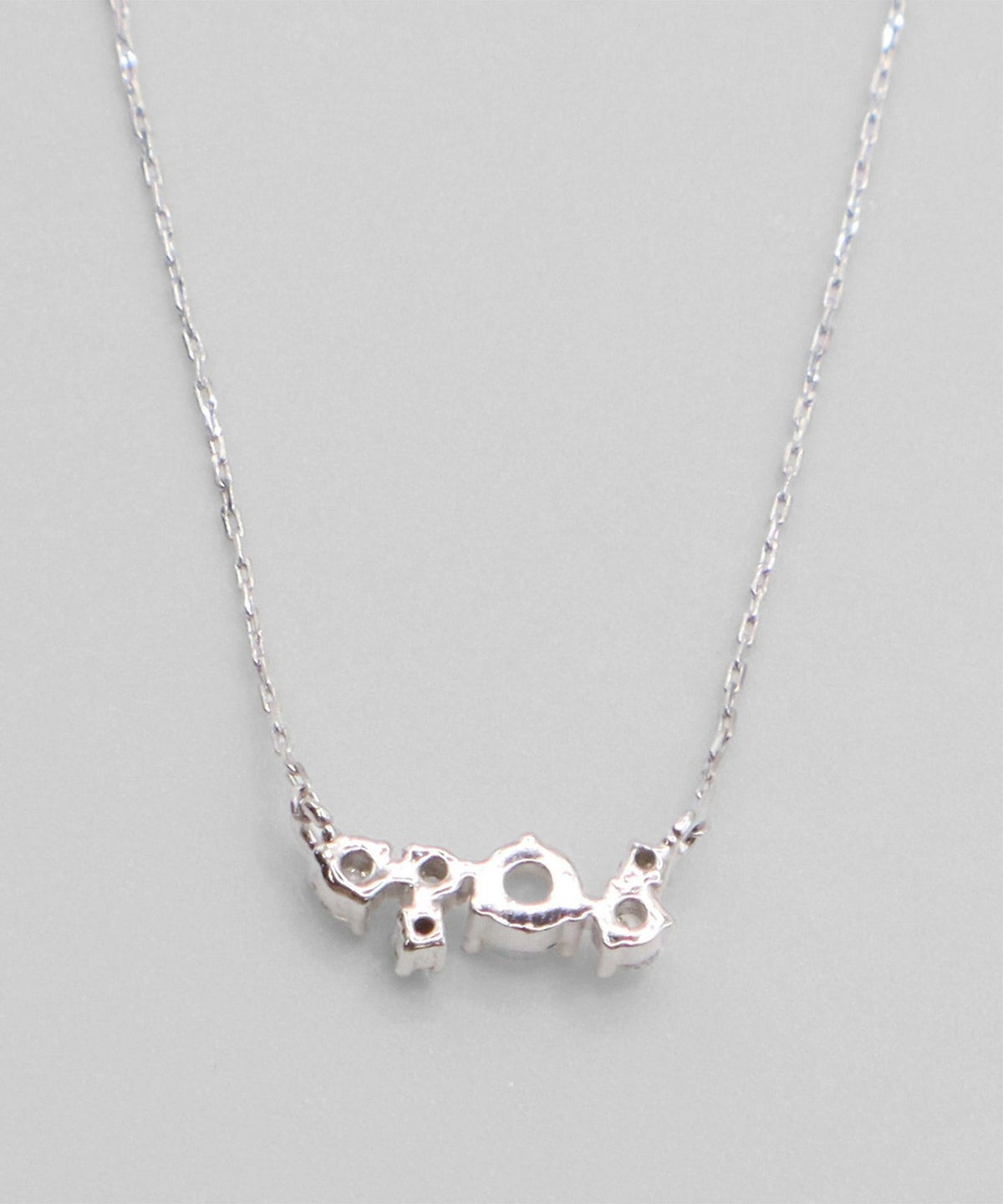 ホワイトラウンドストーンミックスラインネックレス