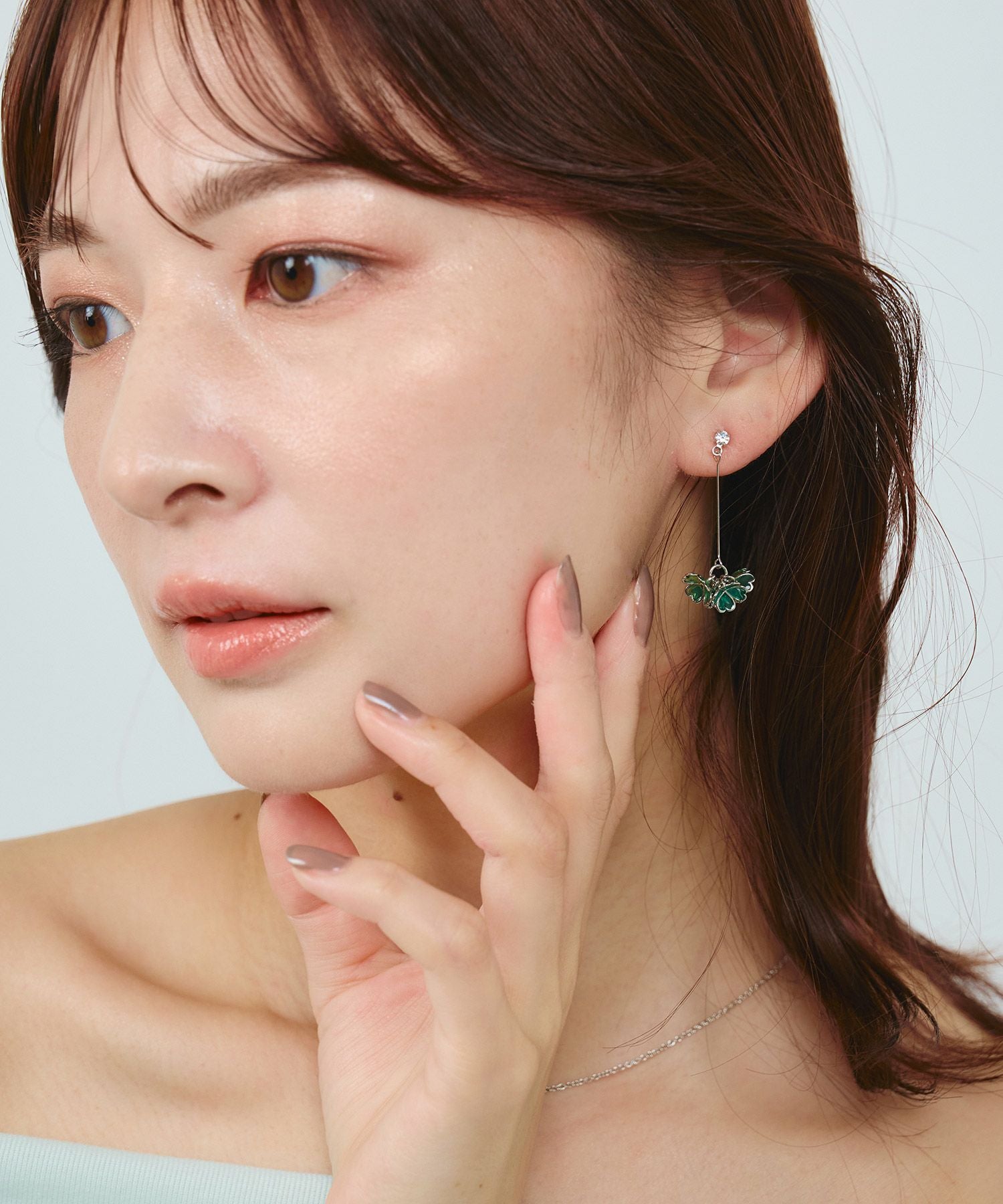 クローバーブーケチタンポストピアス | 【公式】MUK ONLINE SHOP｜人気