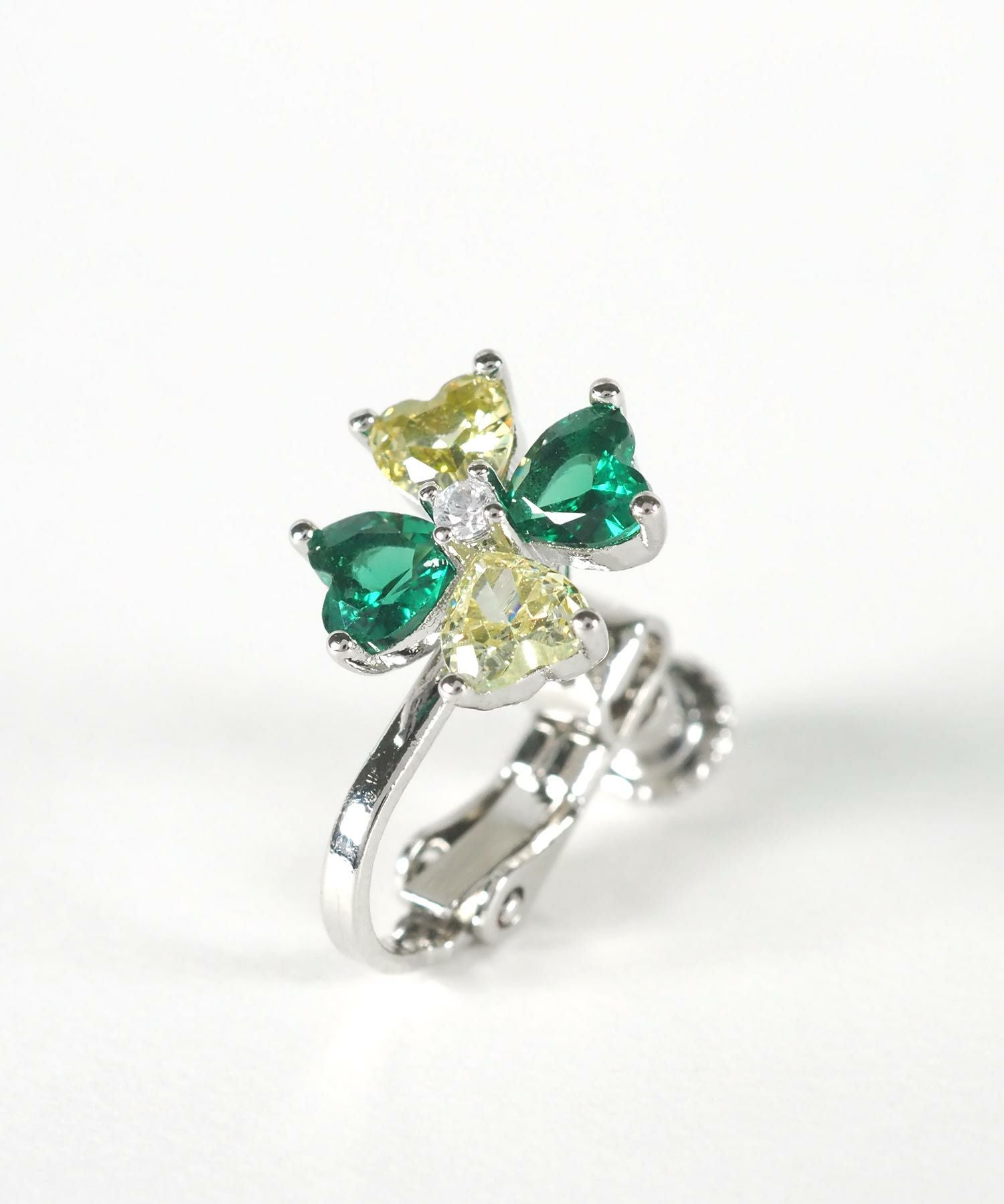 クローバービジューイヤリング