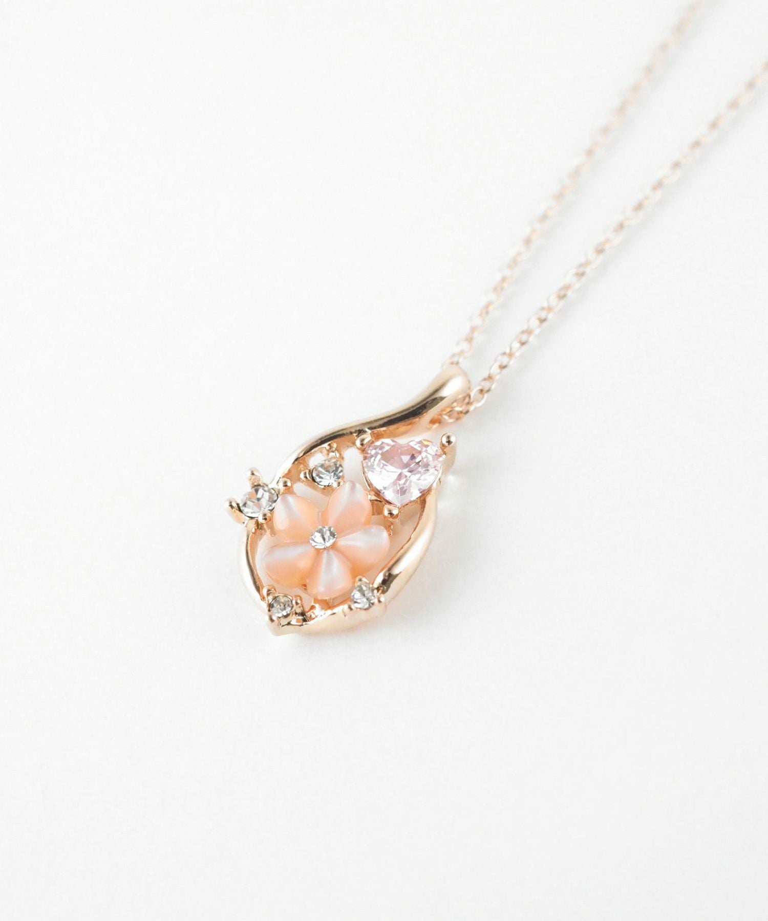 ピンク蝶貝フラワーハートドロップネックレス