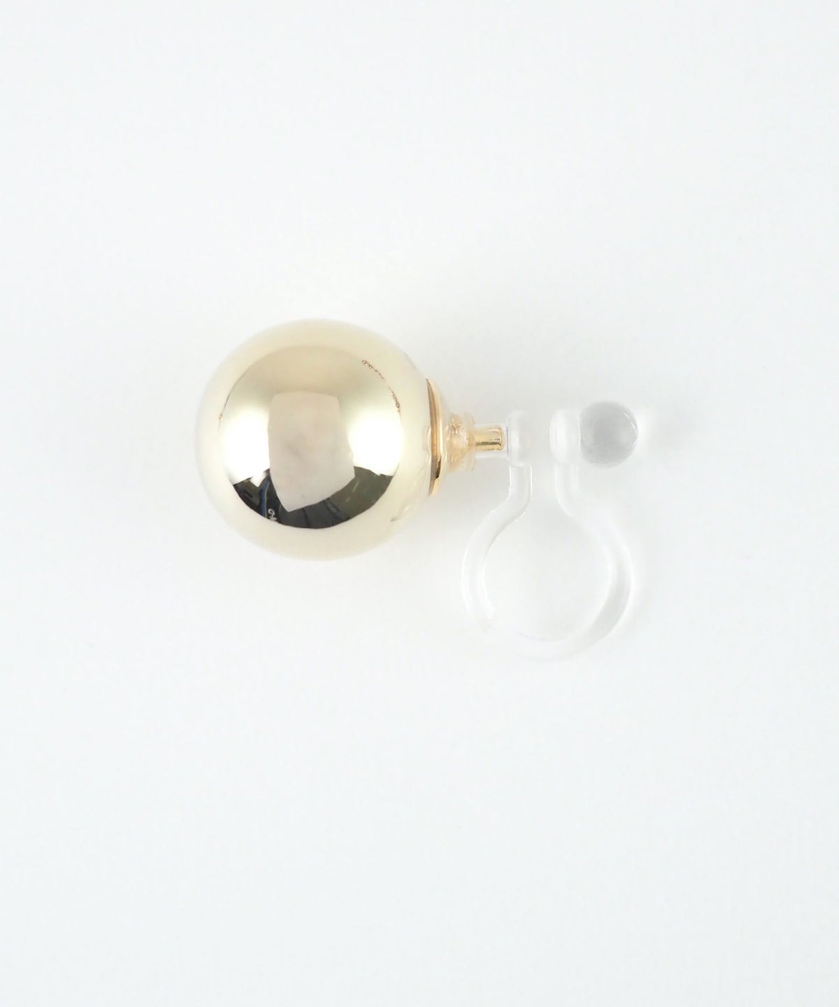 メタルボール樹脂ノンホールイヤリング【ISS】