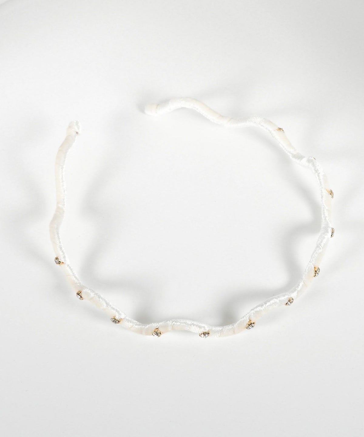 ストーン付きウェーブベロアカチューシャ【Grace】