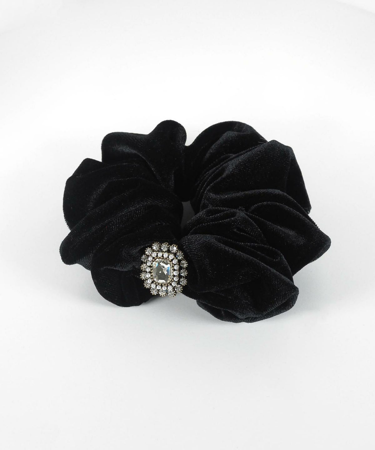 ビジュー付きベロアシュシュ【Grace】