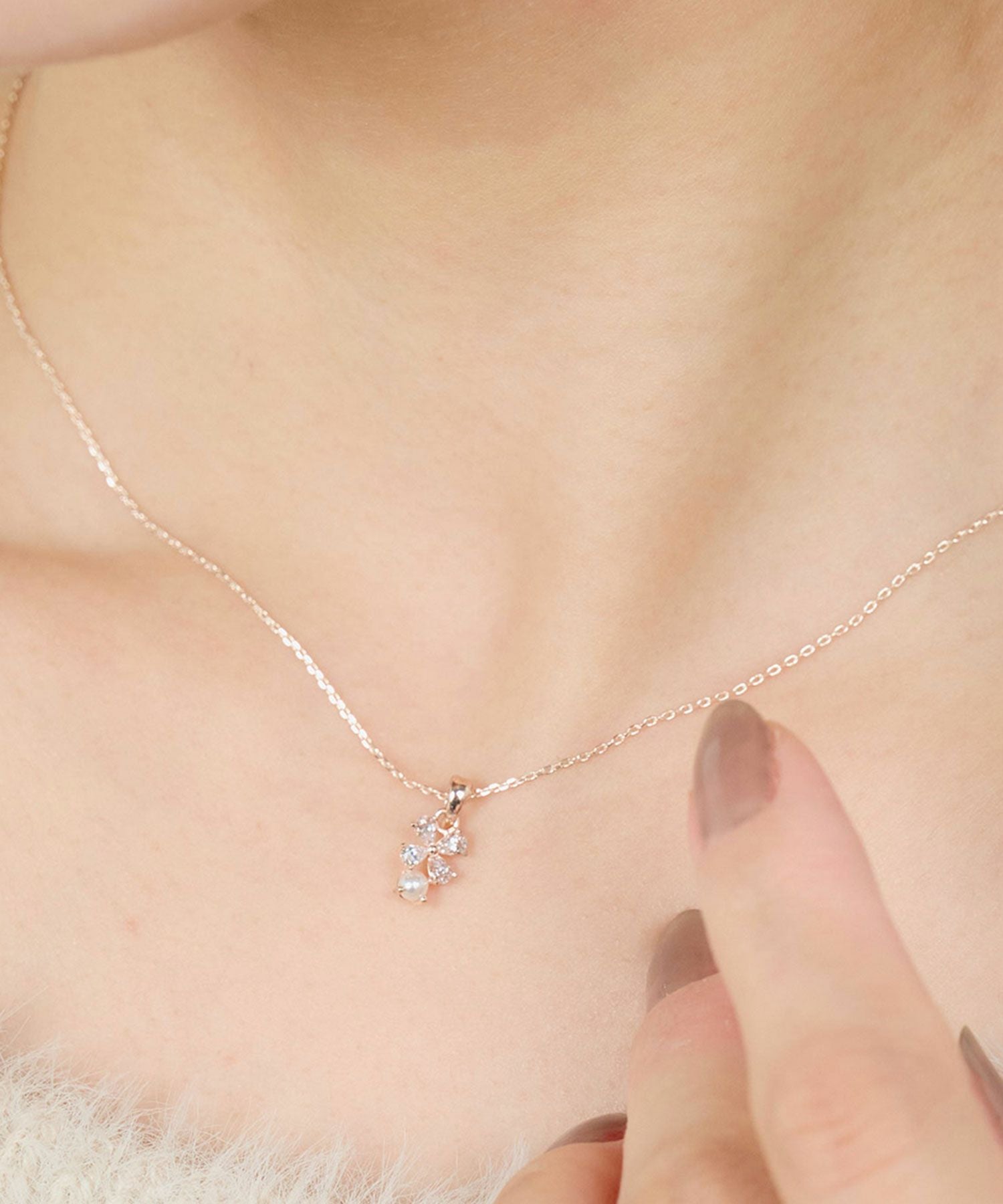 キュービッククローバーパールネックレス