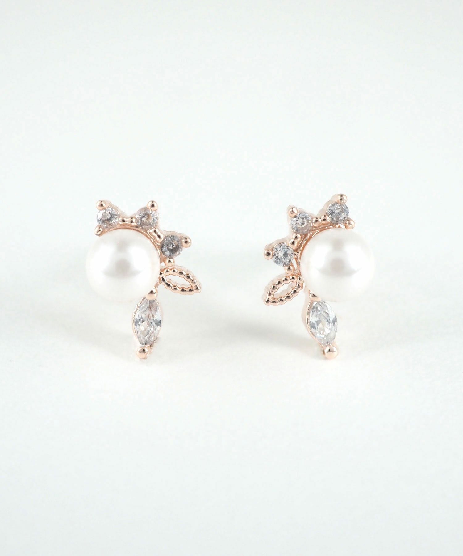 ナウパカパールチタンポストピアス