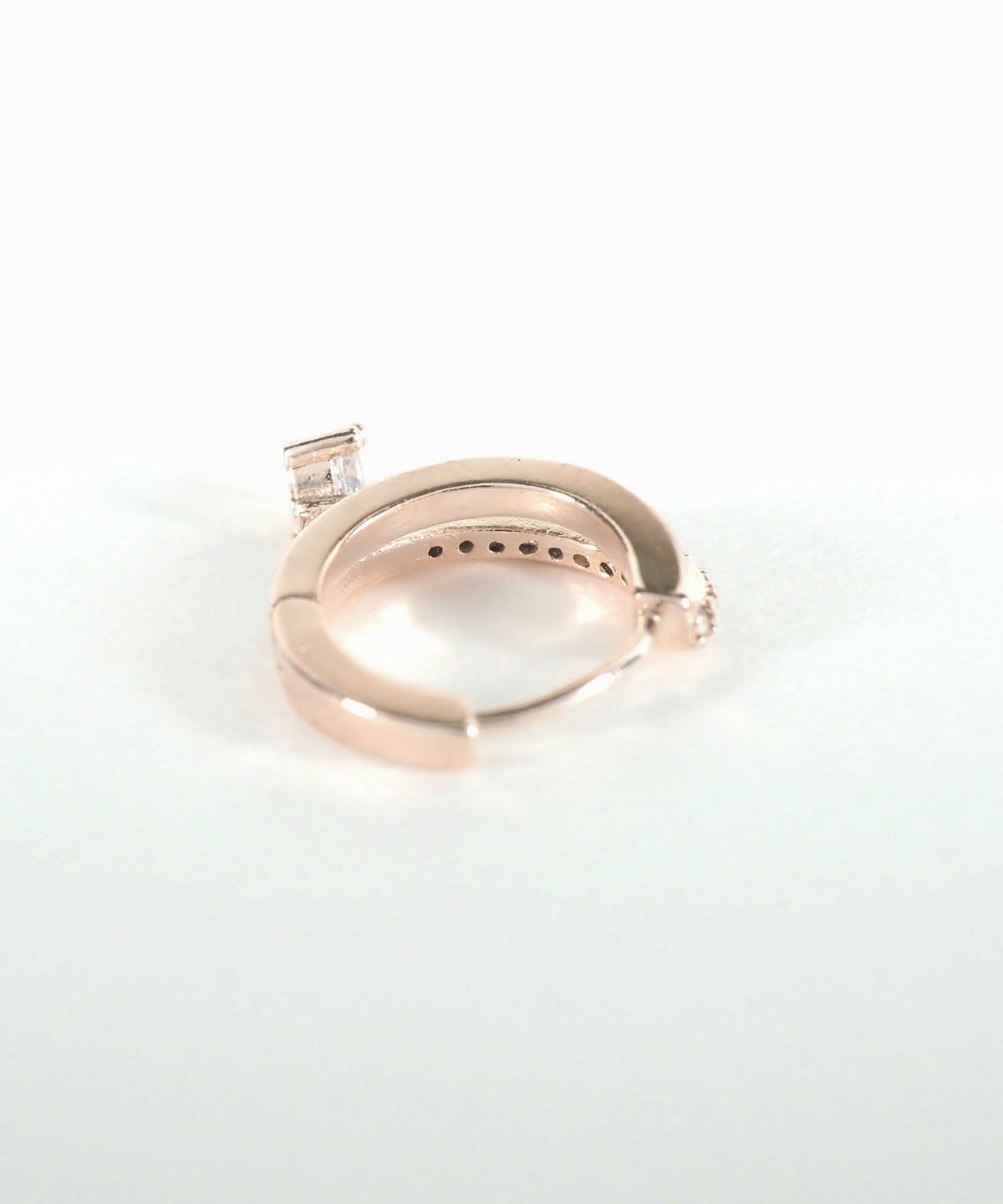 ラインストーンフープレイヤードワンタッチピアス