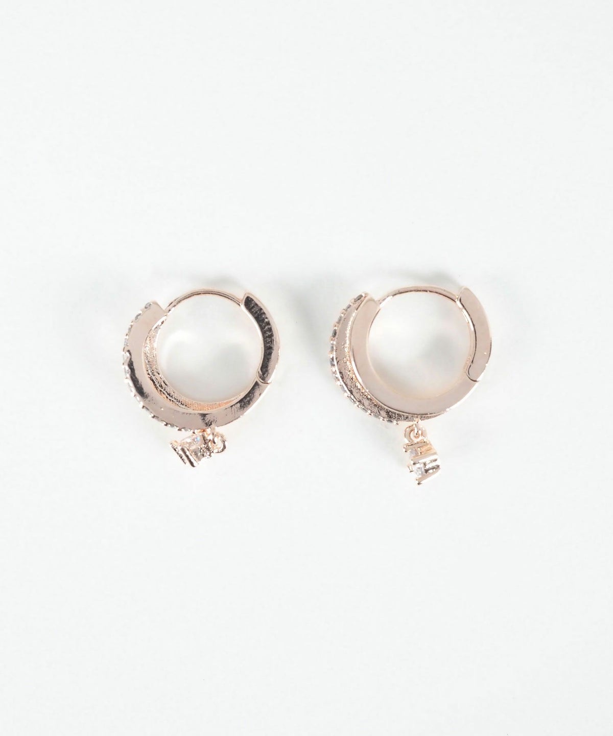 ラインストーンフープレイヤードワンタッチピアス