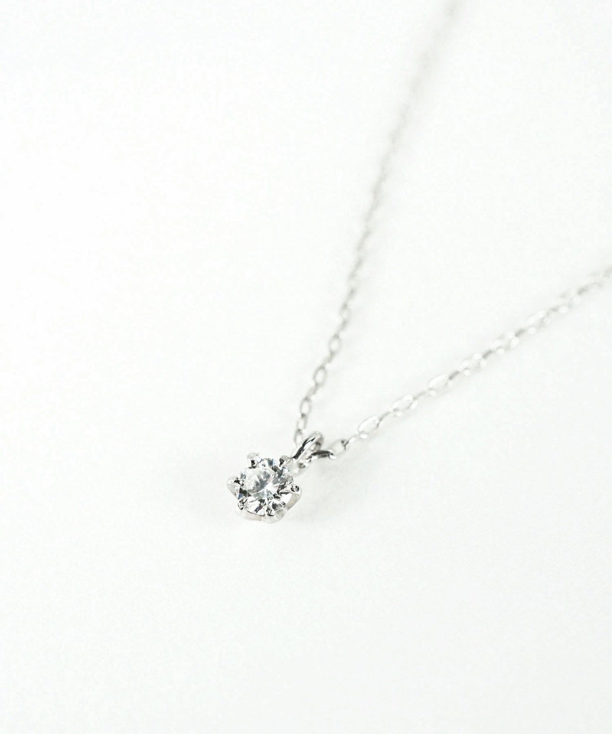 【web限定】[K10]WGスターレットダイヤモンドプチペンダント