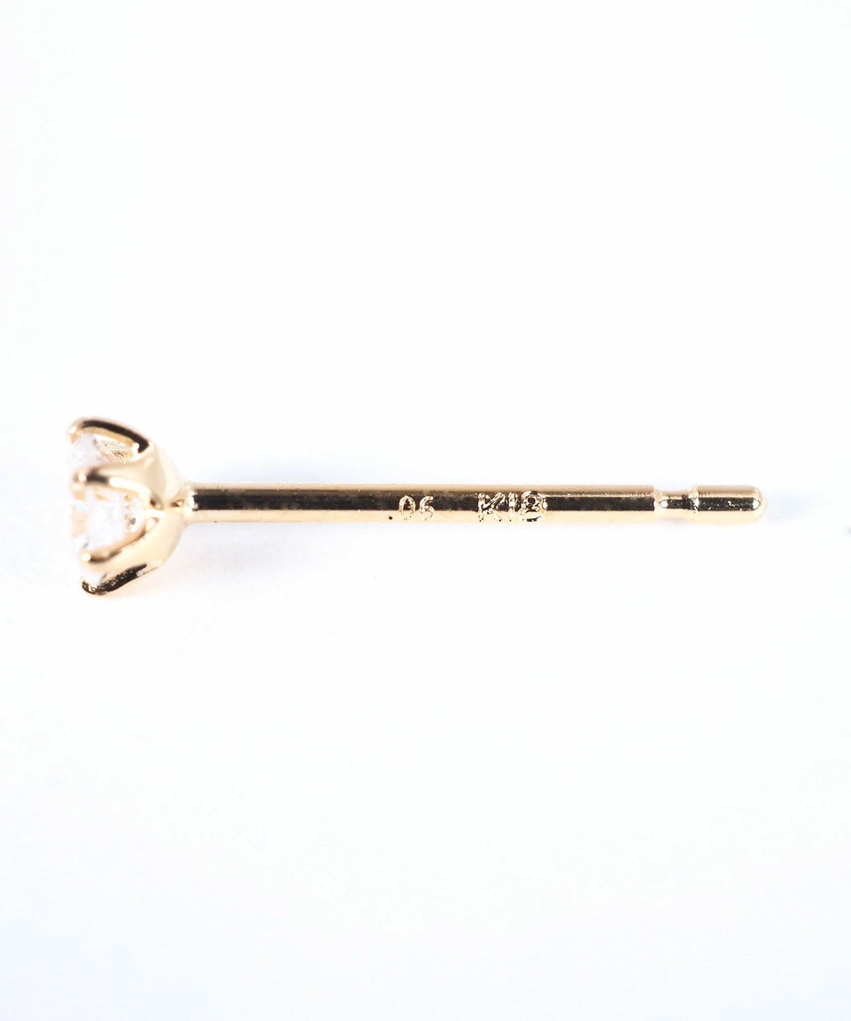 【web限定】[K18]ソリティアダイヤモンドピアス