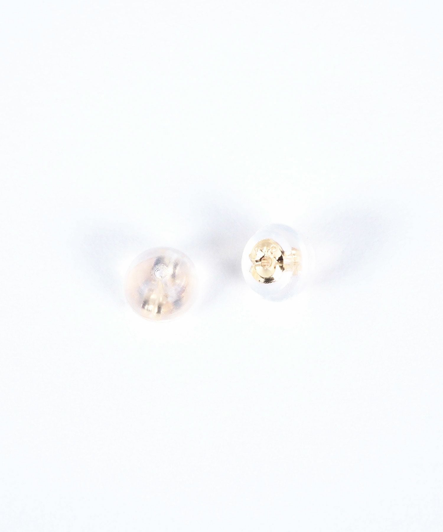 【web限定】[K18]ソリティアダイヤモンドピアス