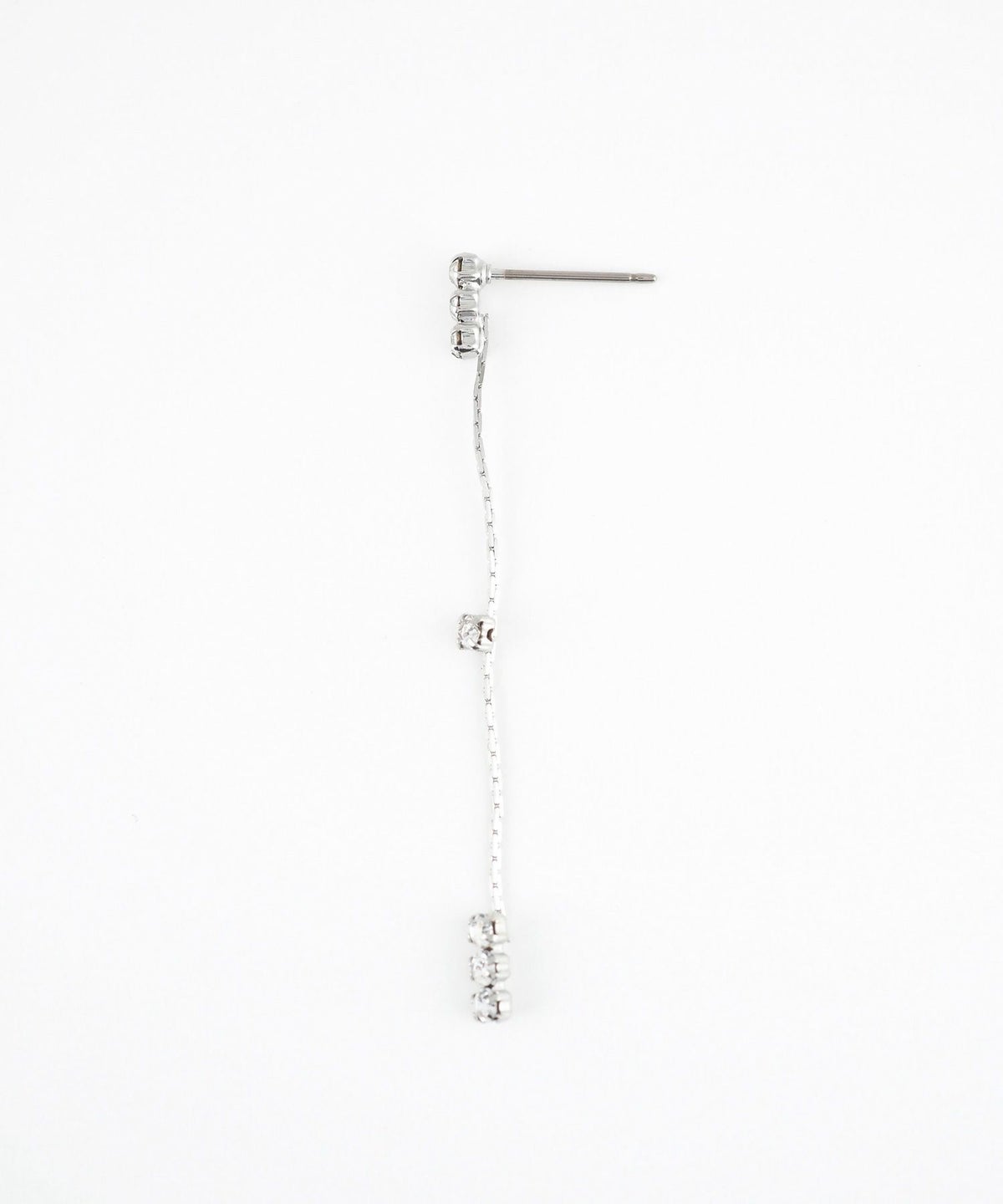 トリプルストーンラインピュアチタンポストピアス【ISS】