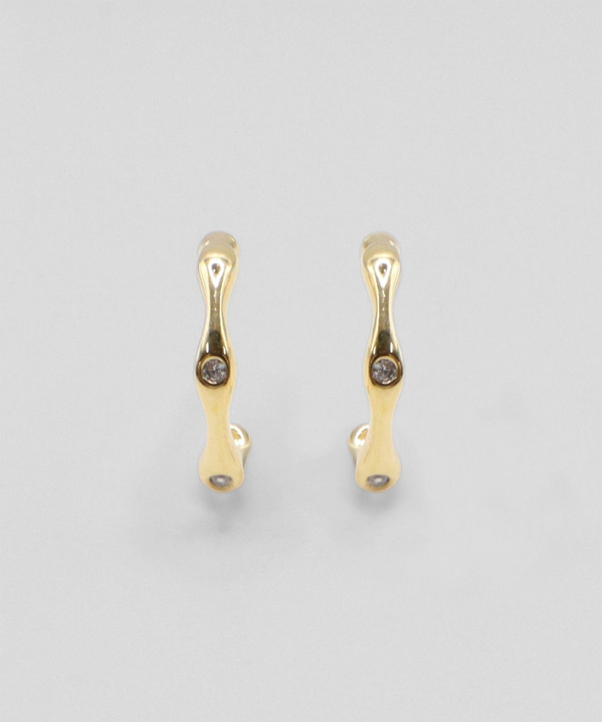 スリムウェーブフープセラミックポストピアス