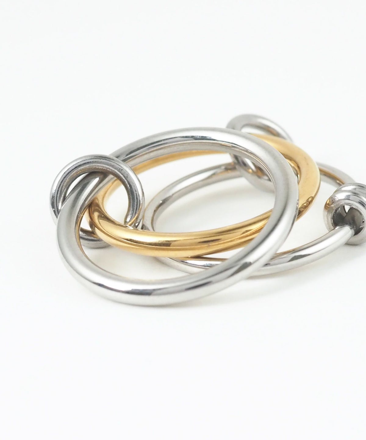 バイカラートリプルサージカルステンレスリング