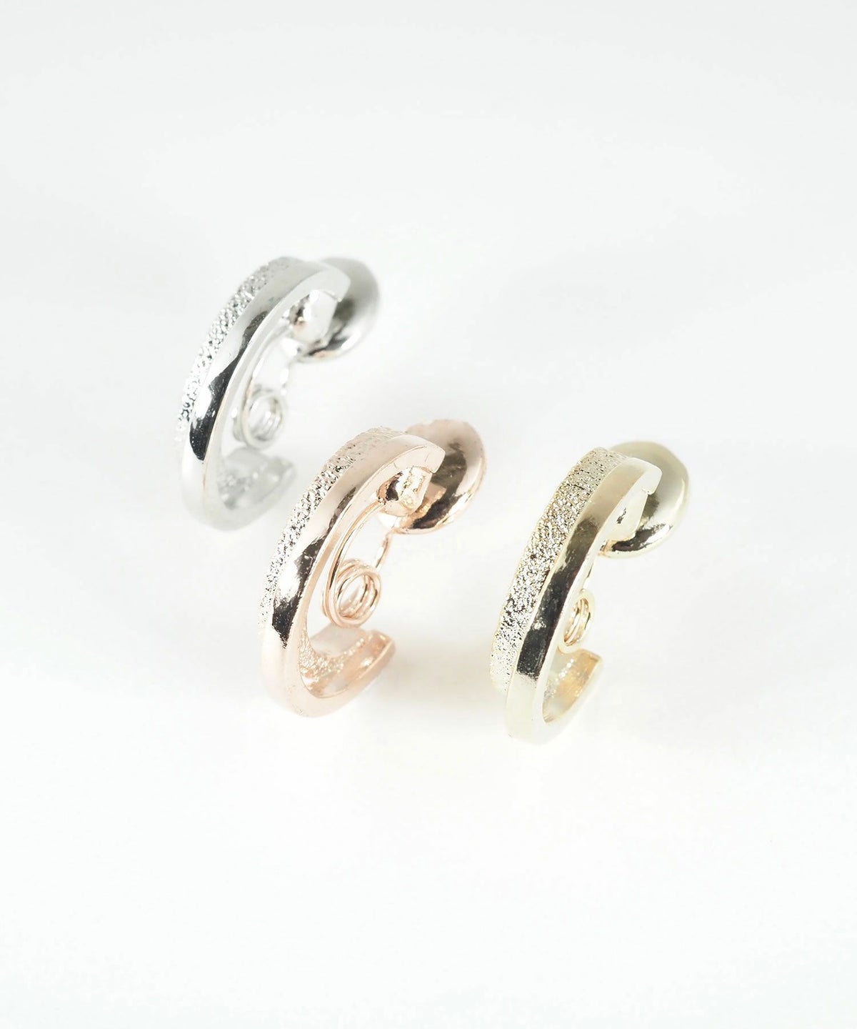 テクスチャーダブルライングランループフィットイヤリング