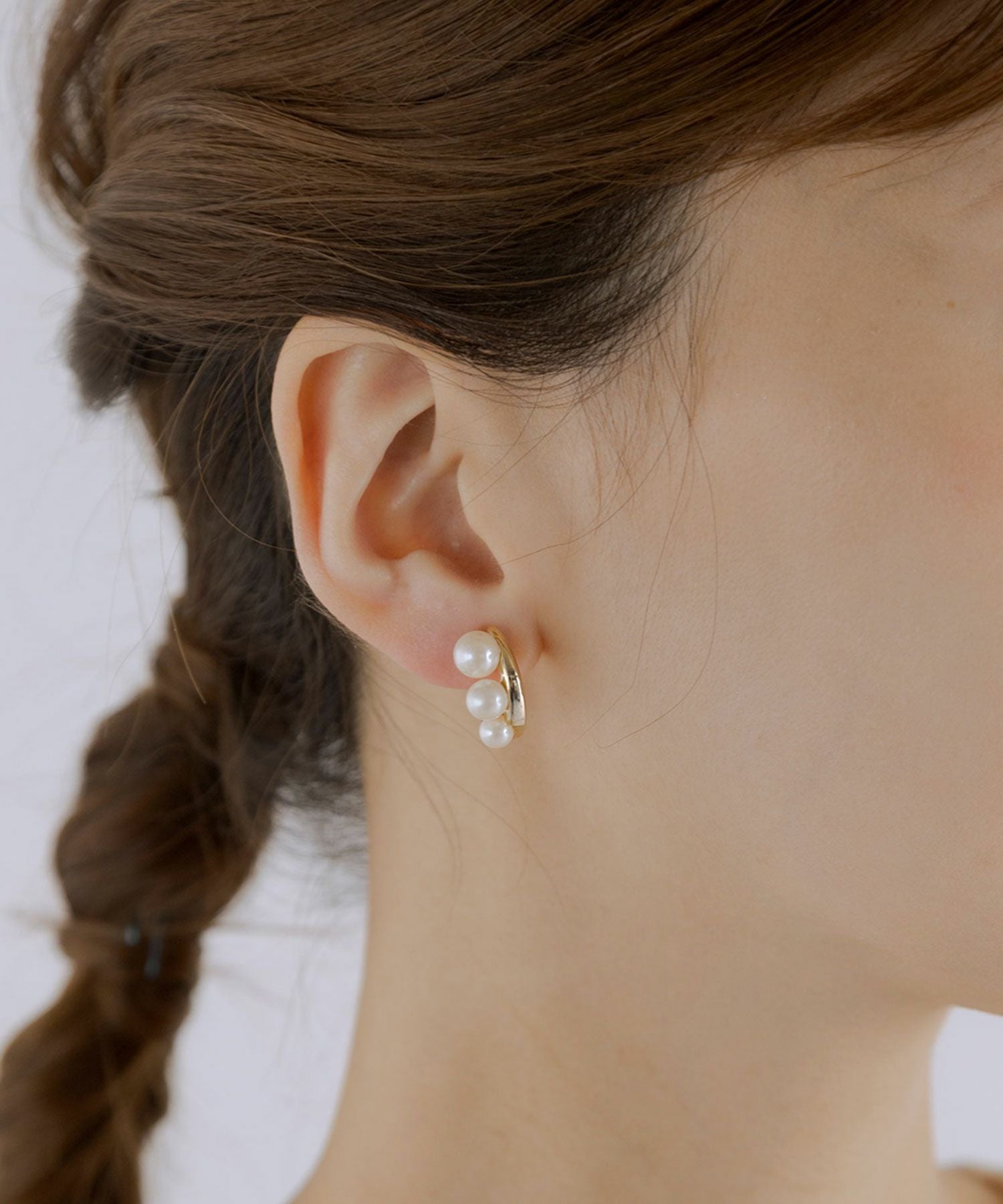 メタリックパールグランループフィットイヤリング