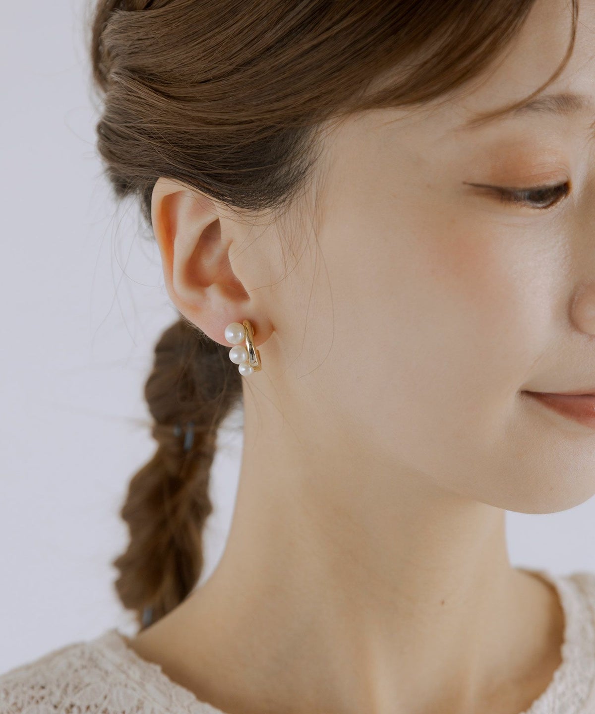メタリックパールグランループフィットイヤリング