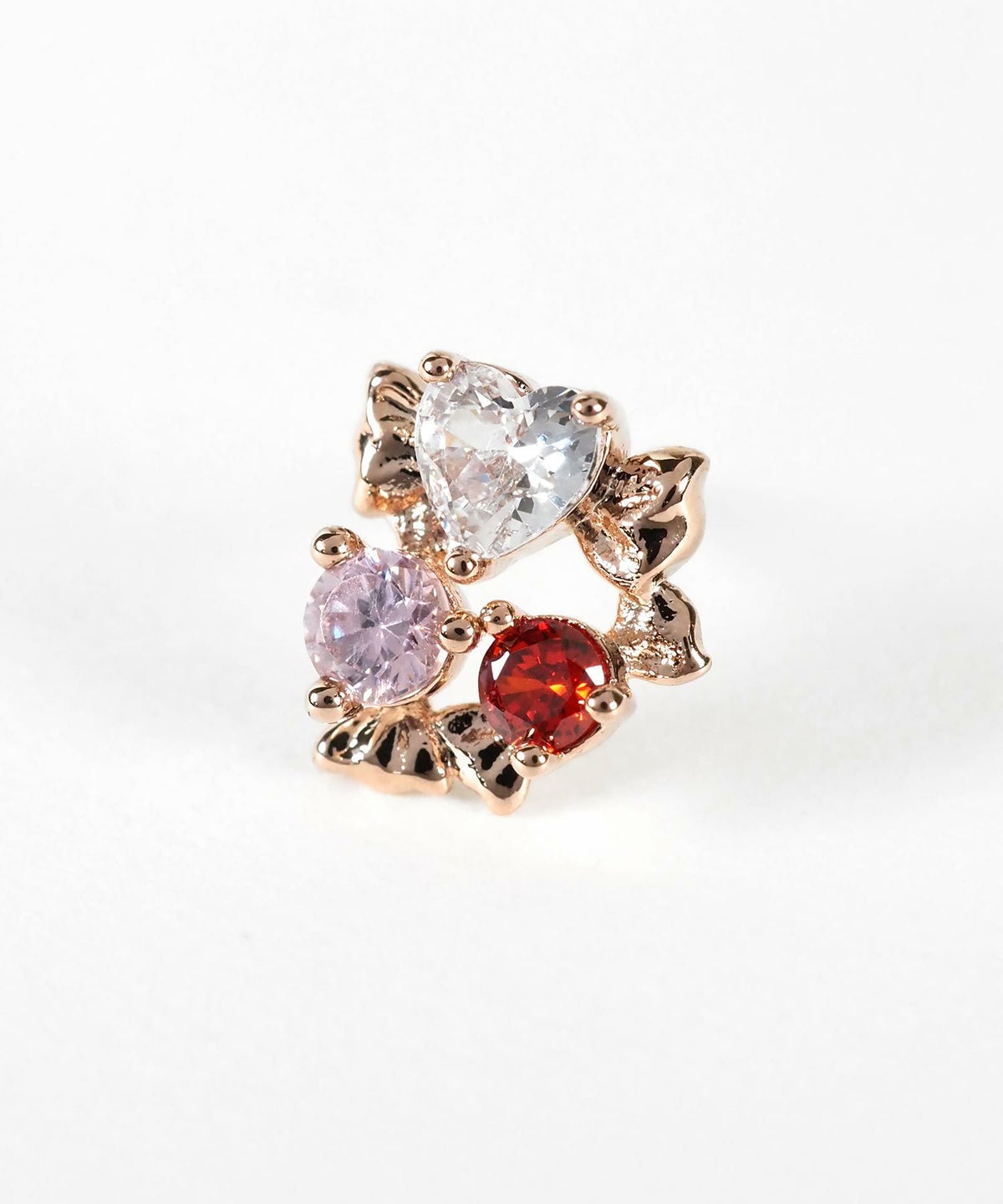 ハーテッドリボンピアス【MUK shady sophy】