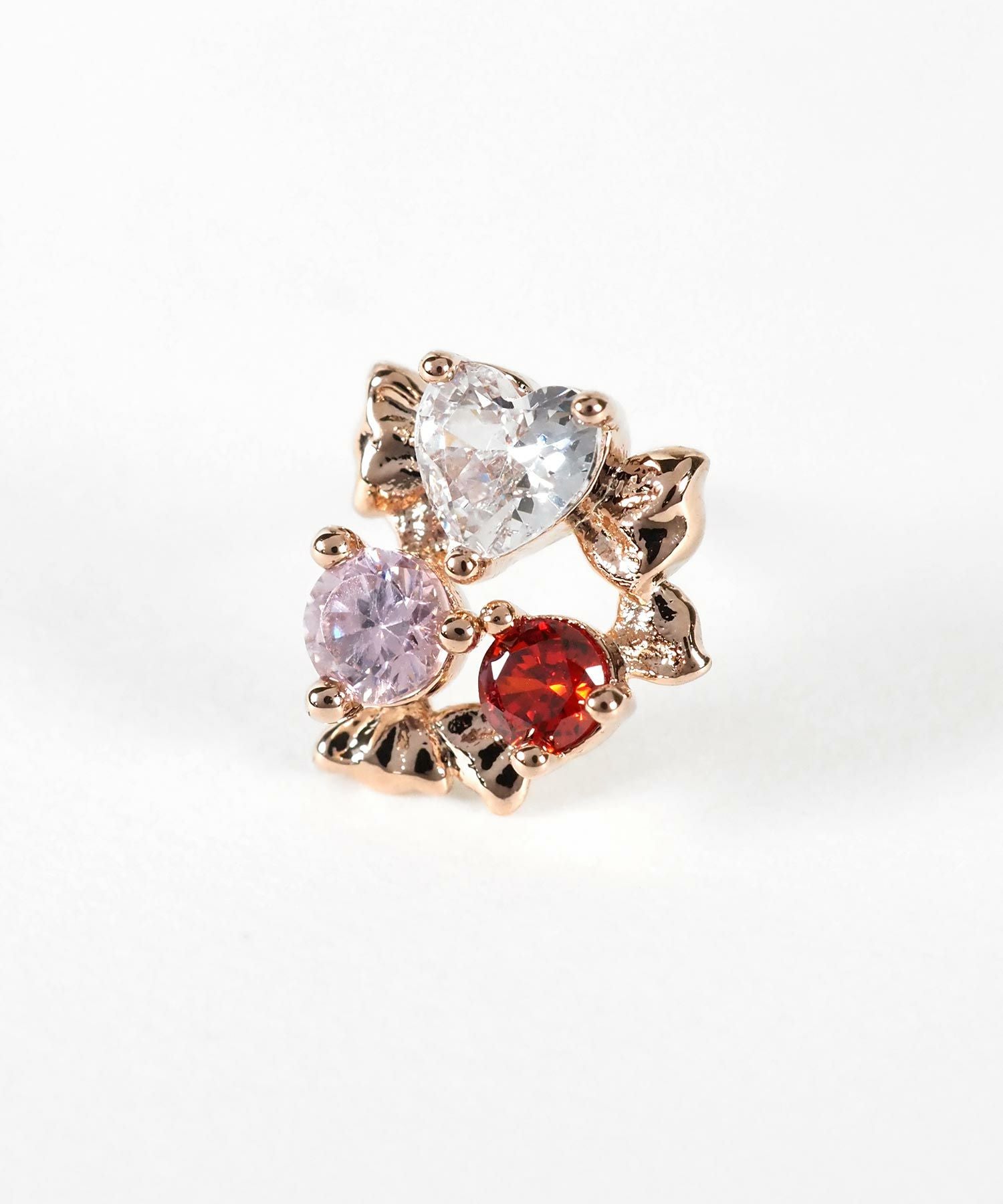 ハーテッドリボンピアス【MUK shady sophy】