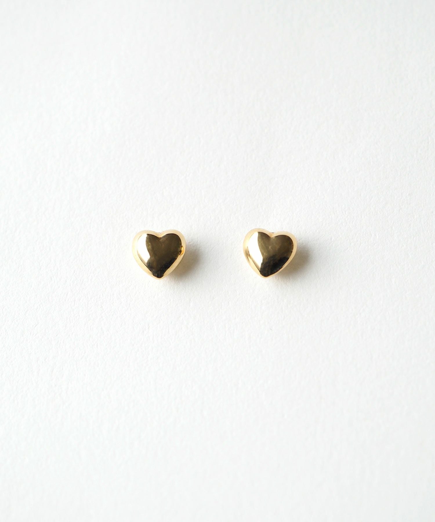 【web限定】[K18]プランプハートピアス