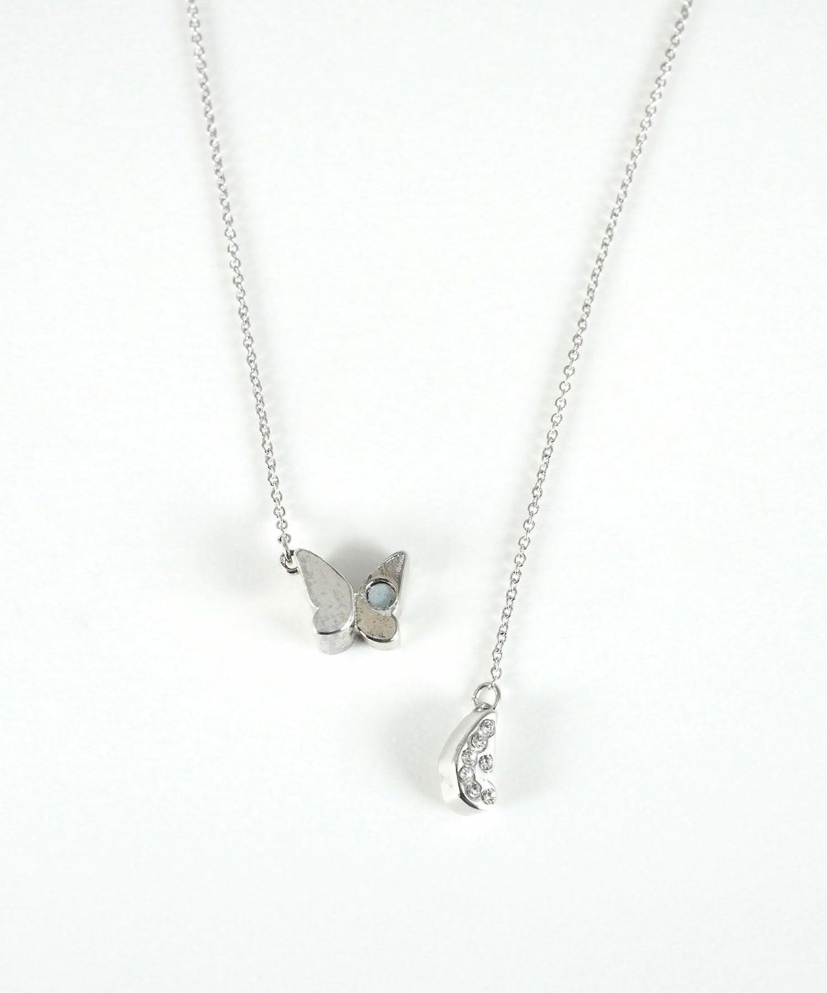 ビジューバタフライマグネットペンダント