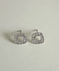 トラぺゾイドチタンポストピアス【MUK petite charme】