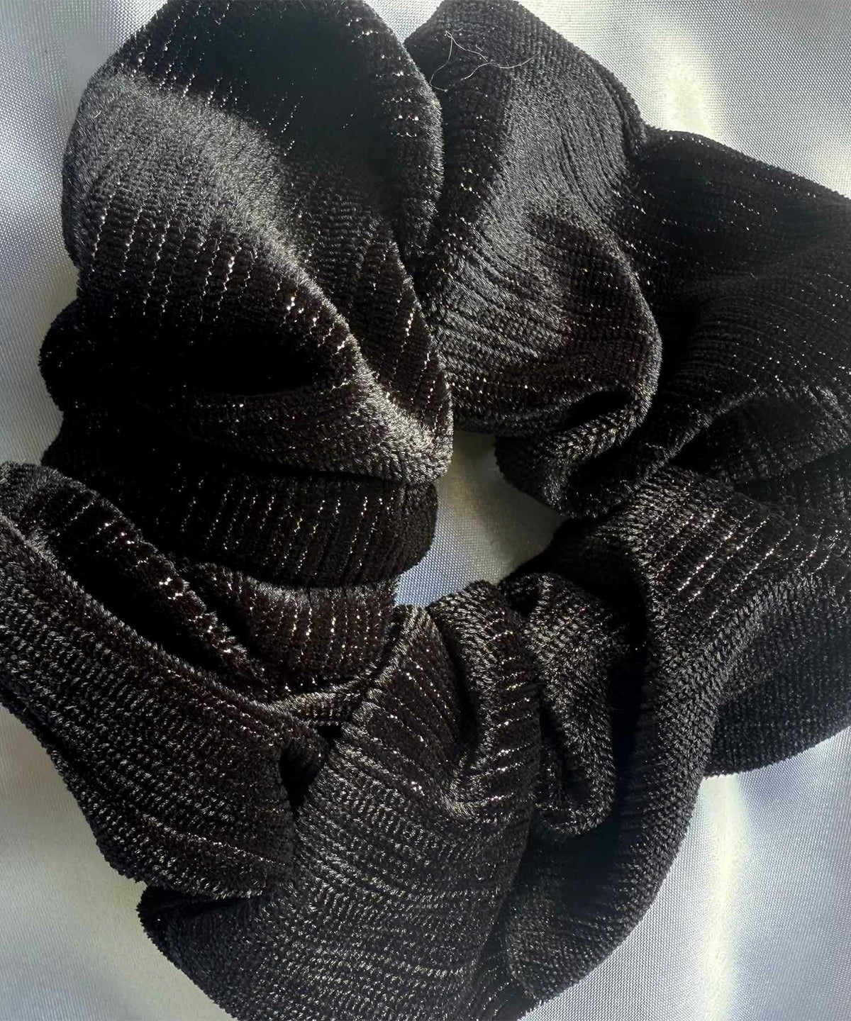 金糸ベロアシュシュ