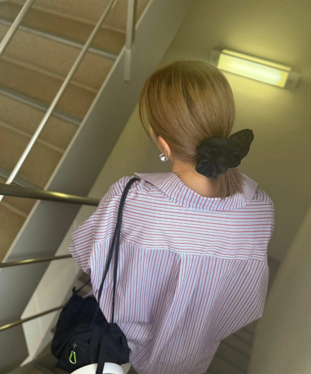 金糸ベロアシュシュ