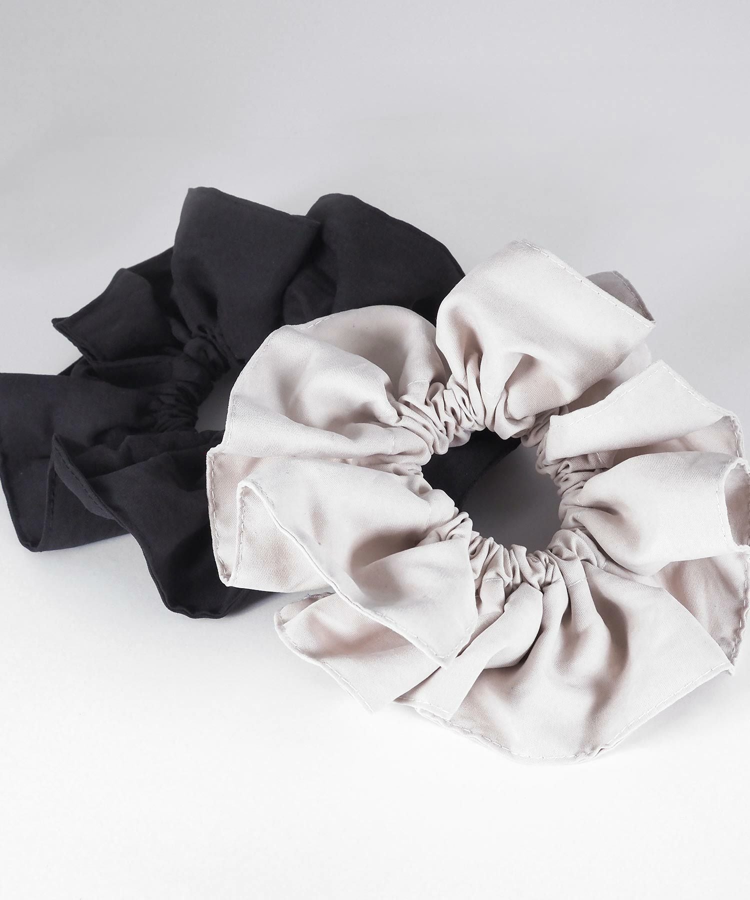 シンプルフリルシュシュ