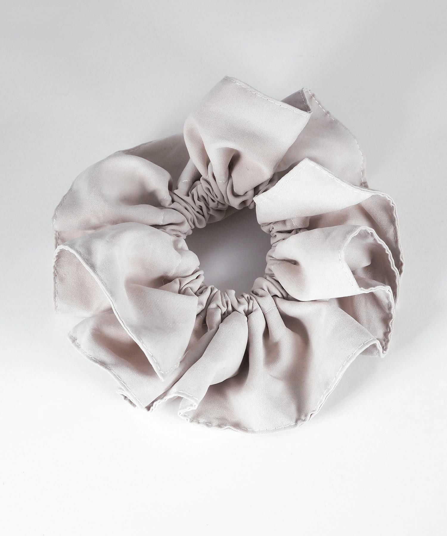 シンプルフリルシュシュ