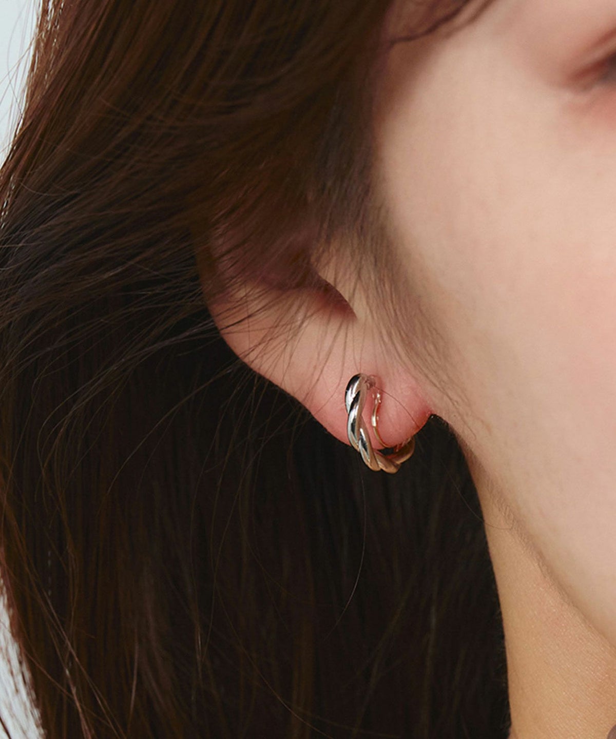 【web限定】ルミクロスフープクリスタルループフィットイヤリング【Lumirise】