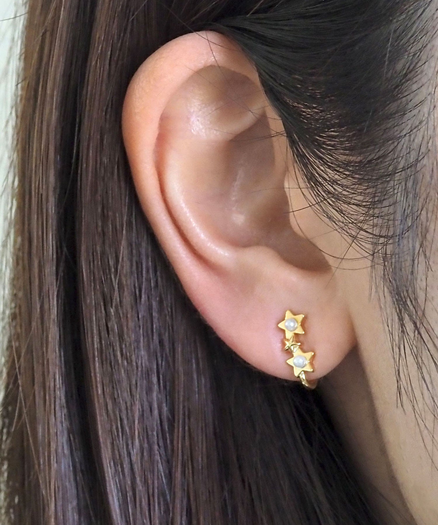 トリプルスターパールラウンドメタルイヤリング