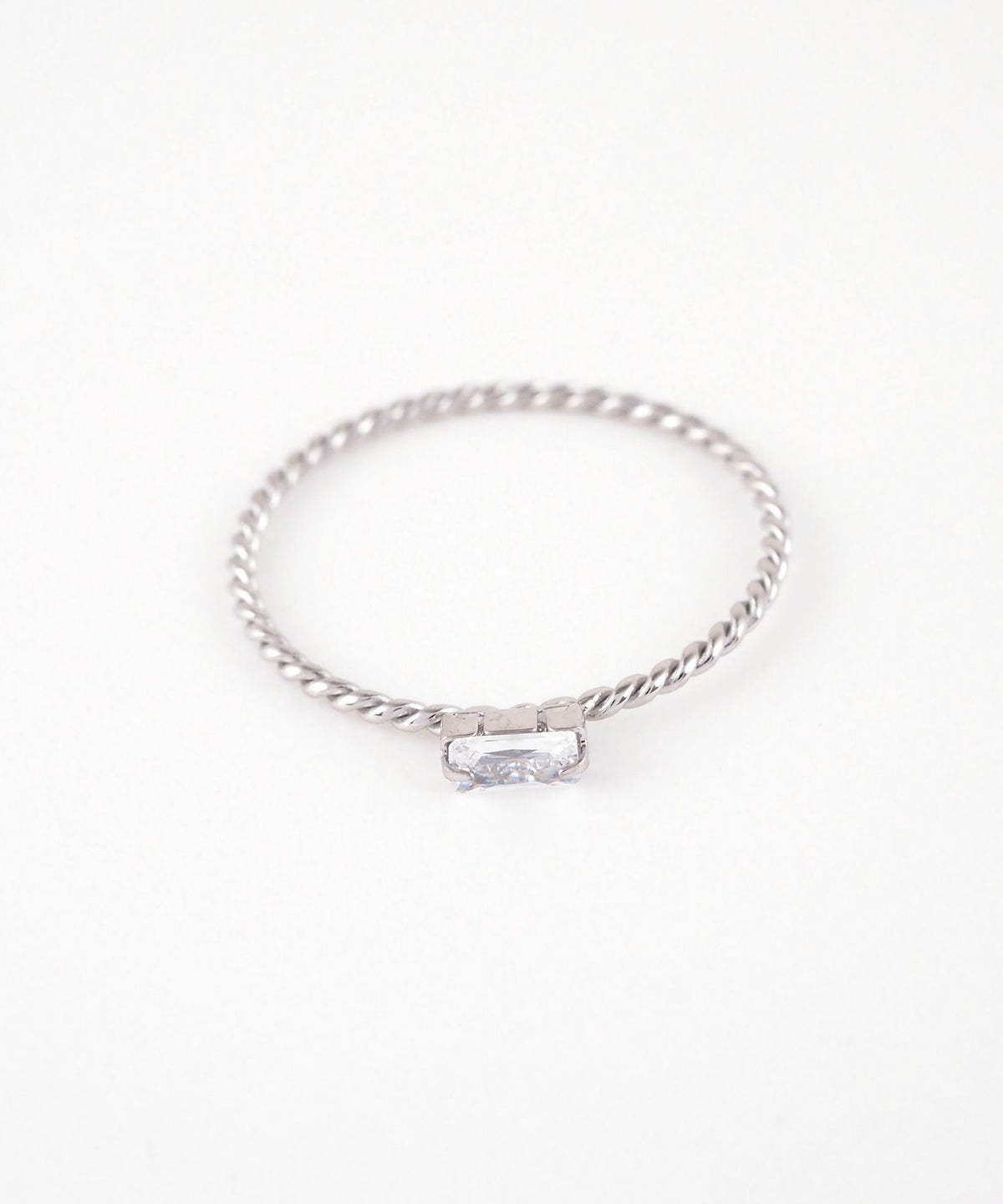 ツイストキュービックジルコニアサージカルステンレスリング