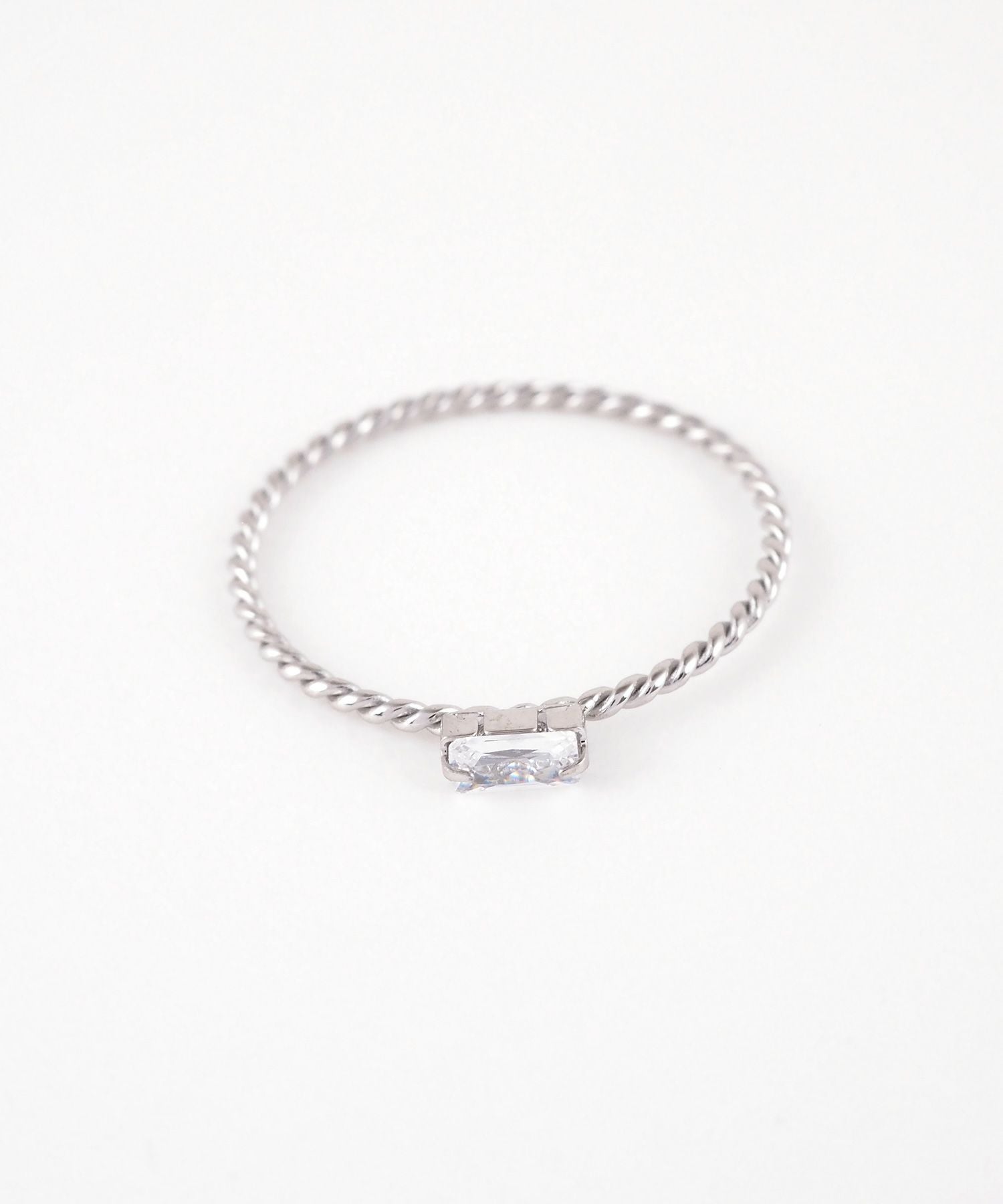 ツイストキュービックジルコニアサージカルステンレスリング