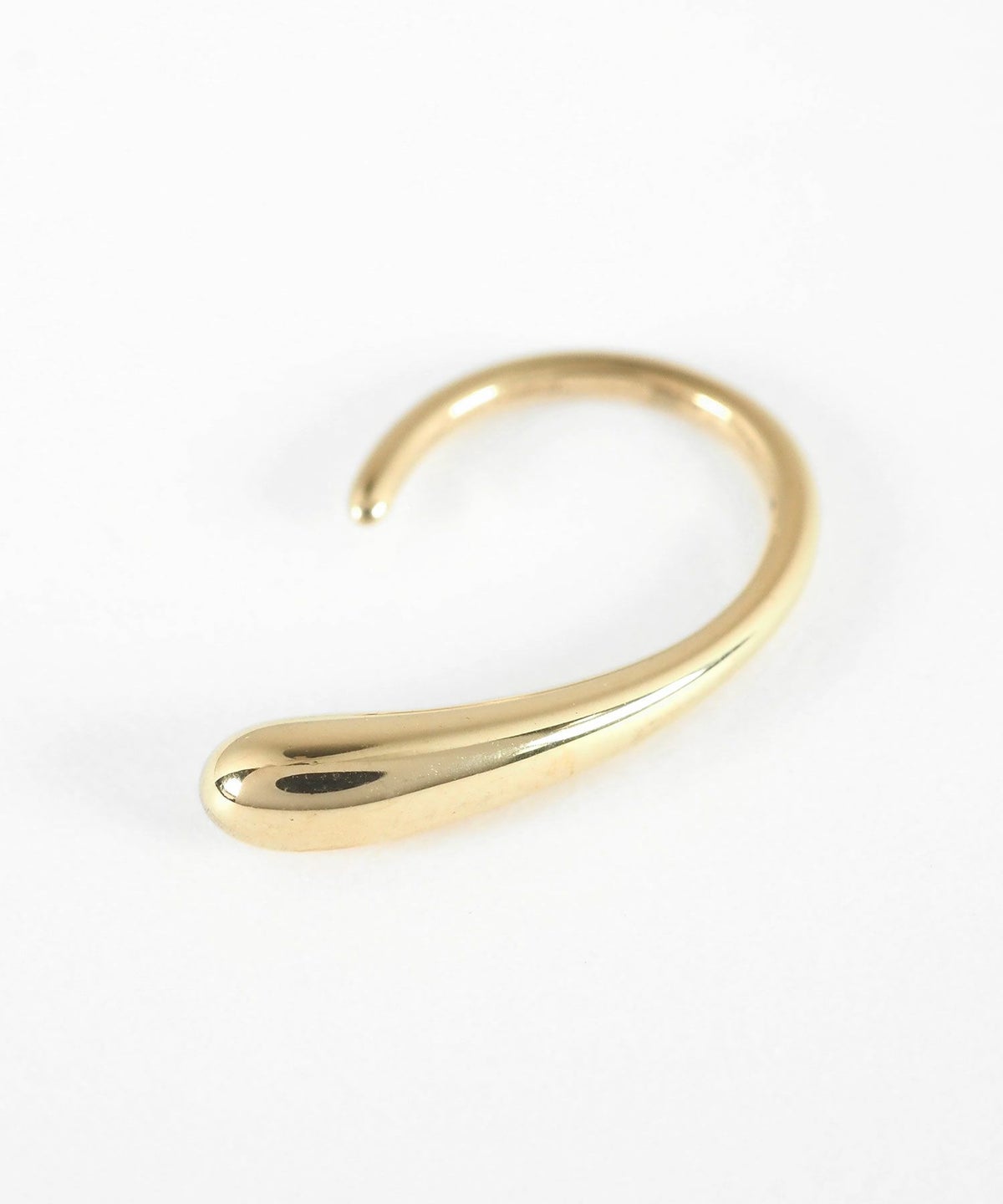 ミニドロップステンレスフックピアス【MUK lucenzio】